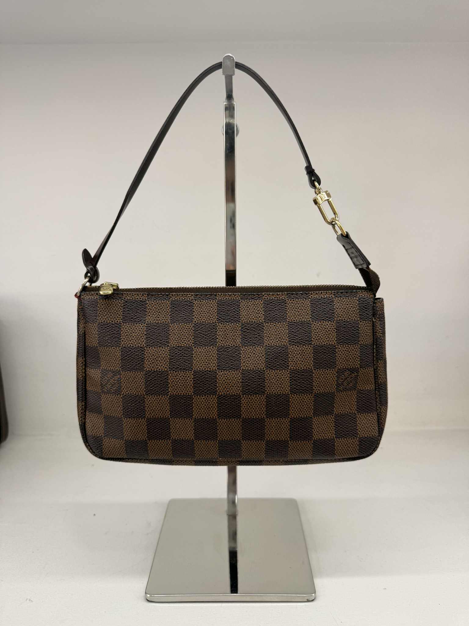 LOUIS VUITTON POCHETTE ACCESSOIRES EBEN