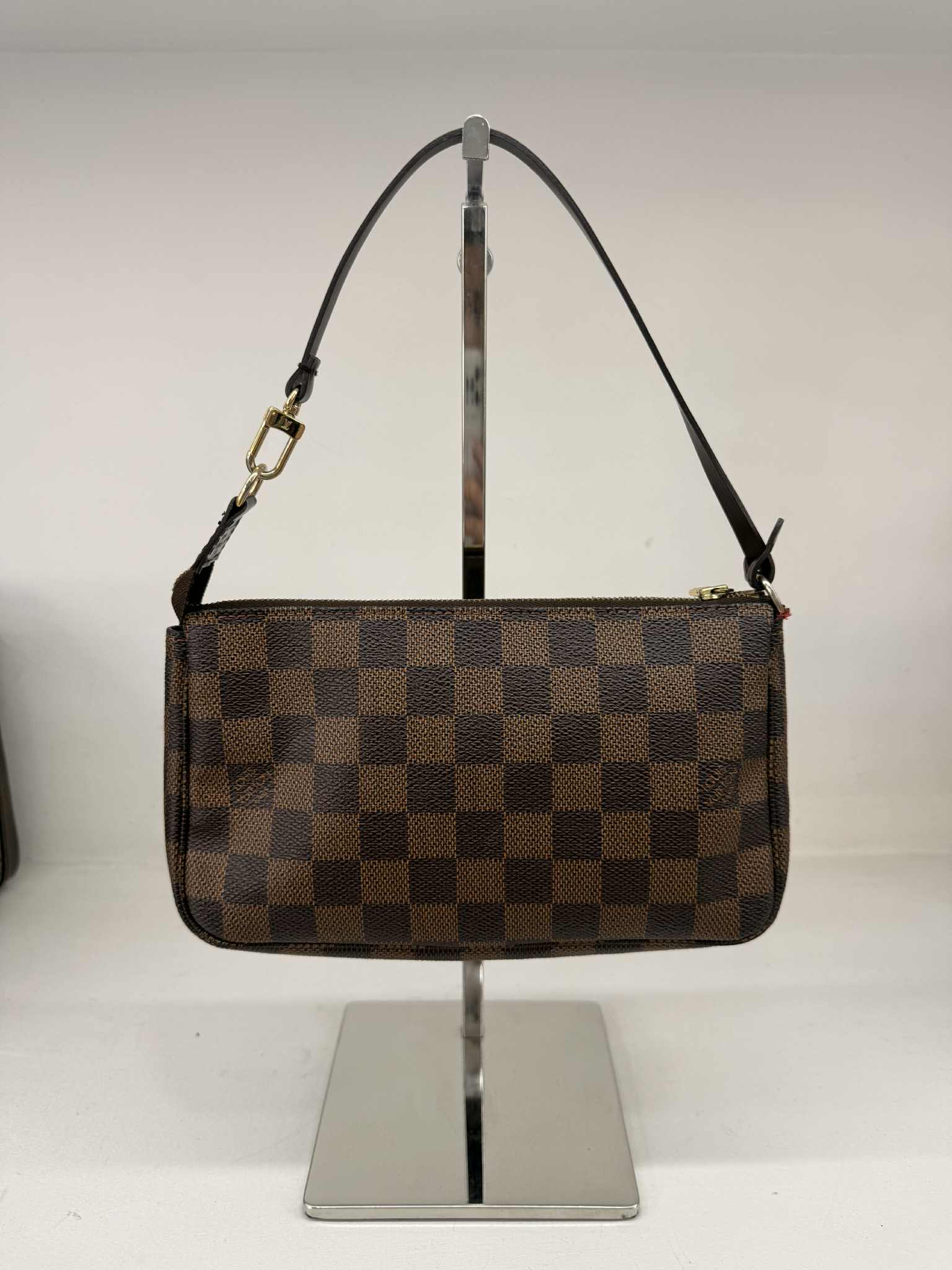 LOUIS VUITTON POCHETTE ACCESSOIRES EBEN