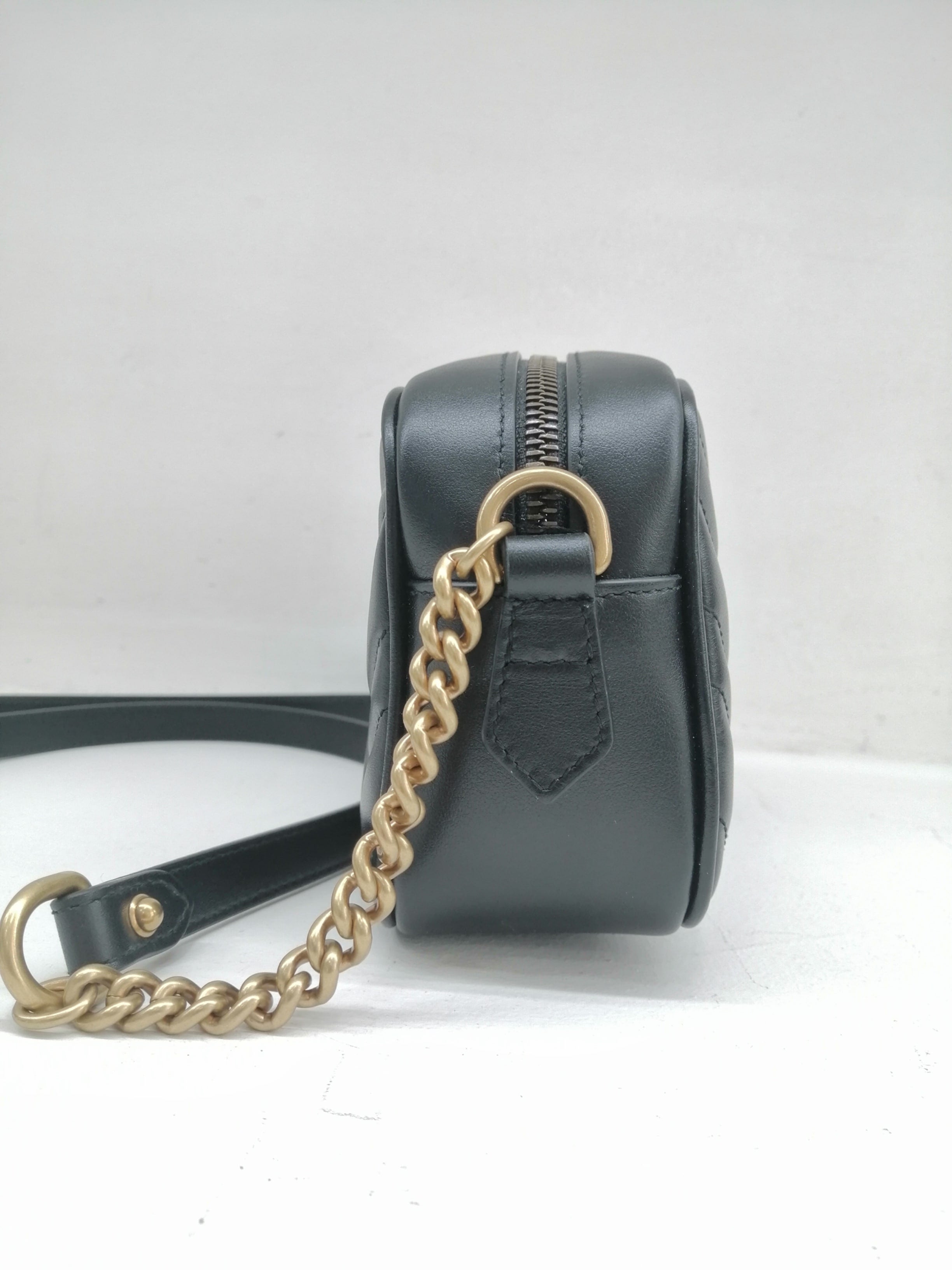 GUCCI MINI CAMERA BAG GG MARMONT