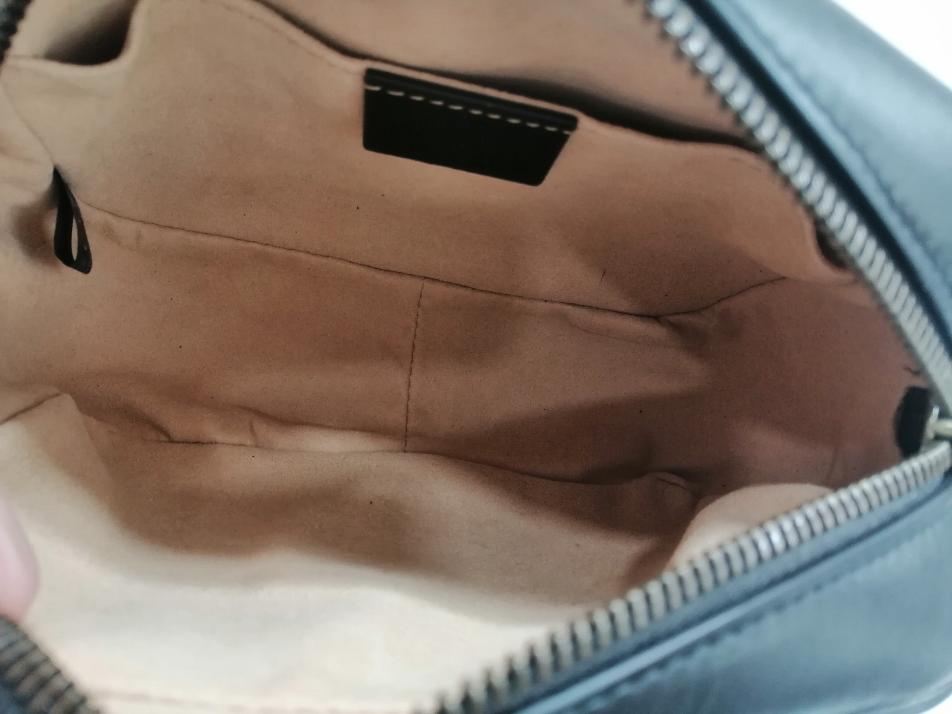 GUCCI MINI CAMERA BAG GG MARMONT