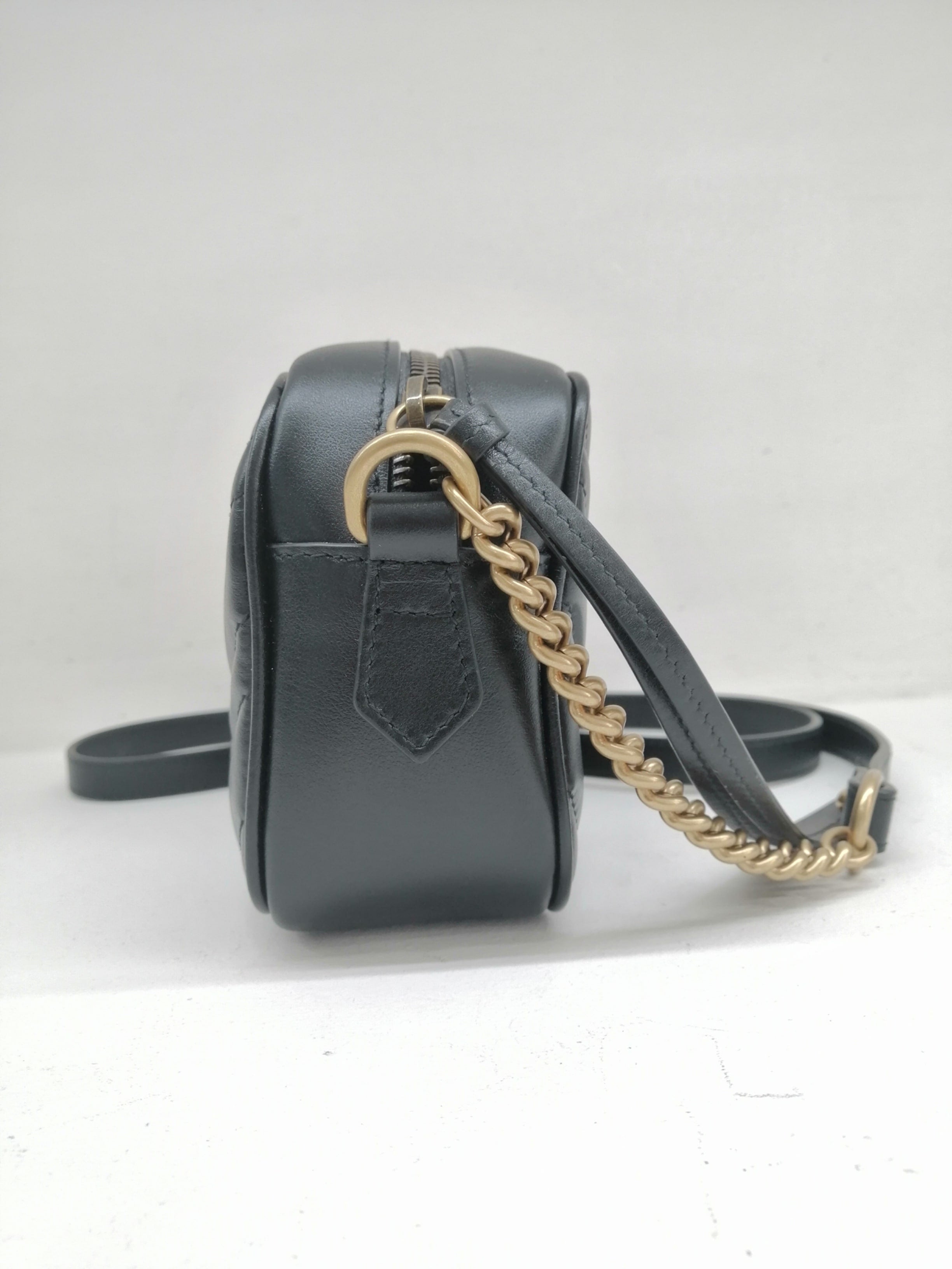 GUCCI MINI CAMERA BAG GG MARMONT
