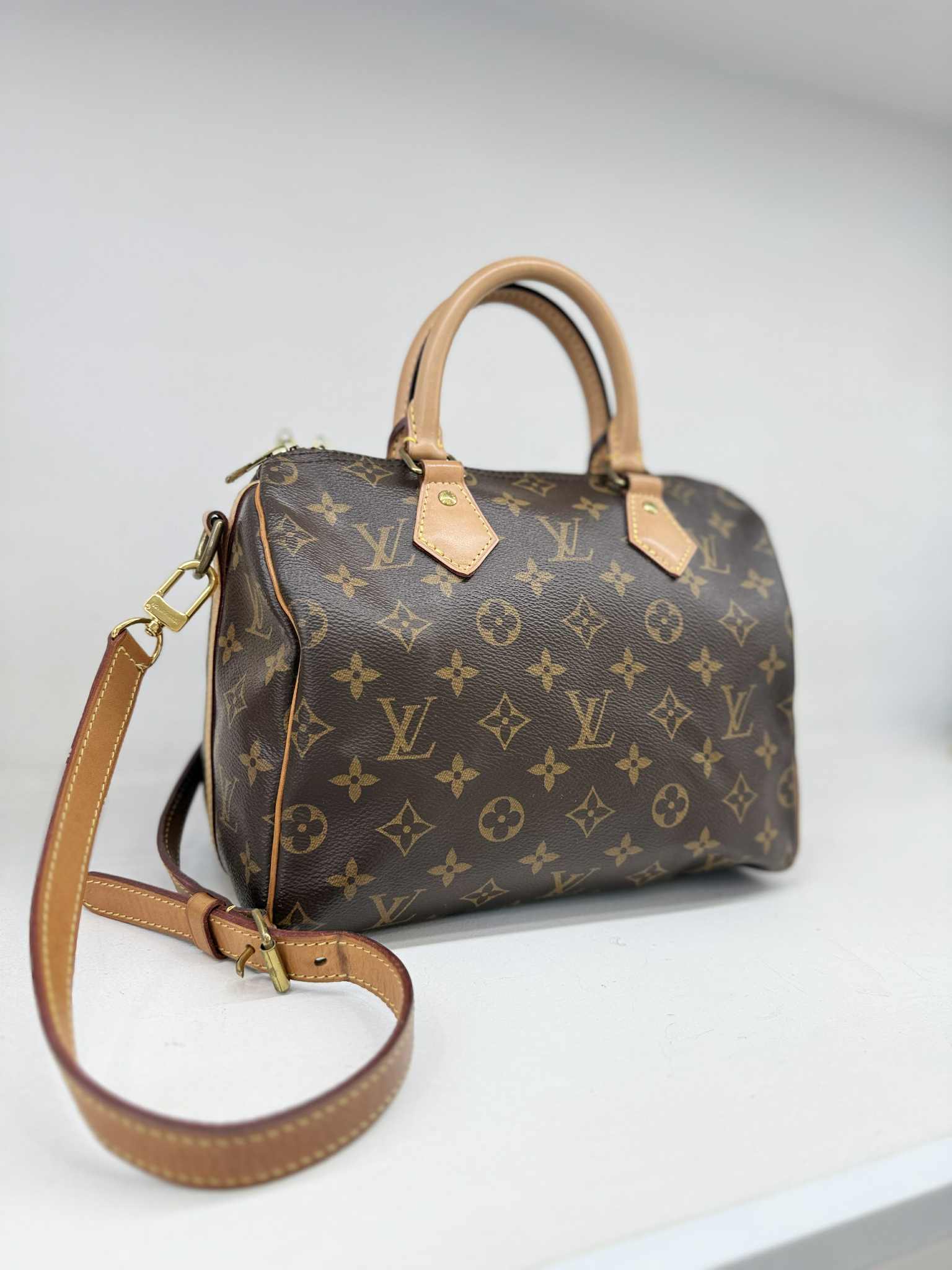 LOUIS VUITTON SPEEDY BANDOULIÈRE 25,