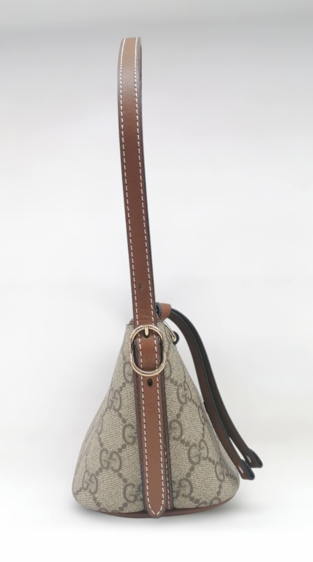 GUCCI POCHETTE GG EMBLEM A SPALLA