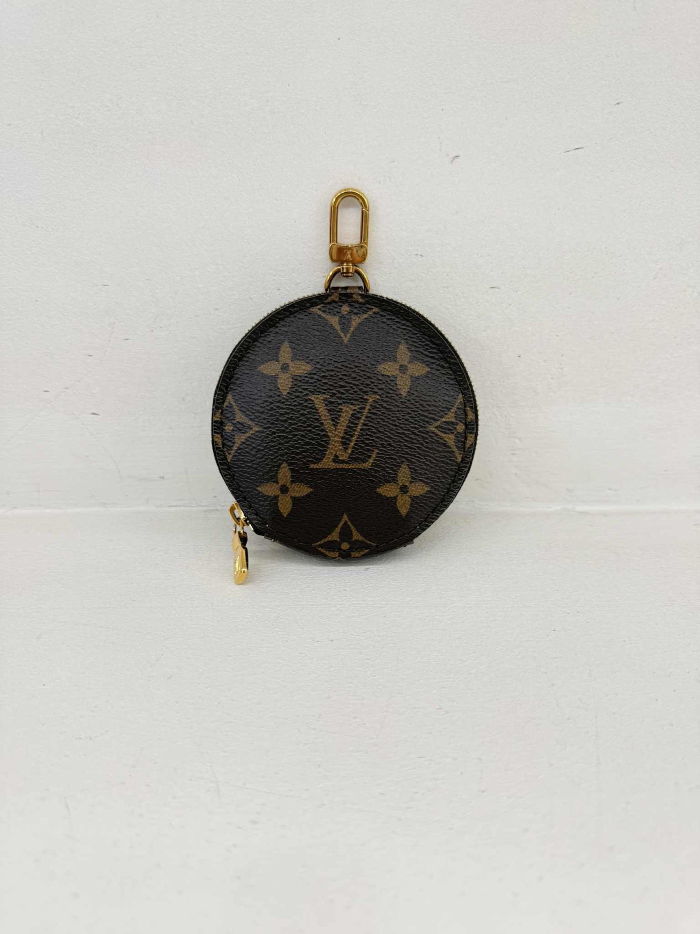 LOUIS VUITTON MULTI POCHETTE ACCESSOIRES V.