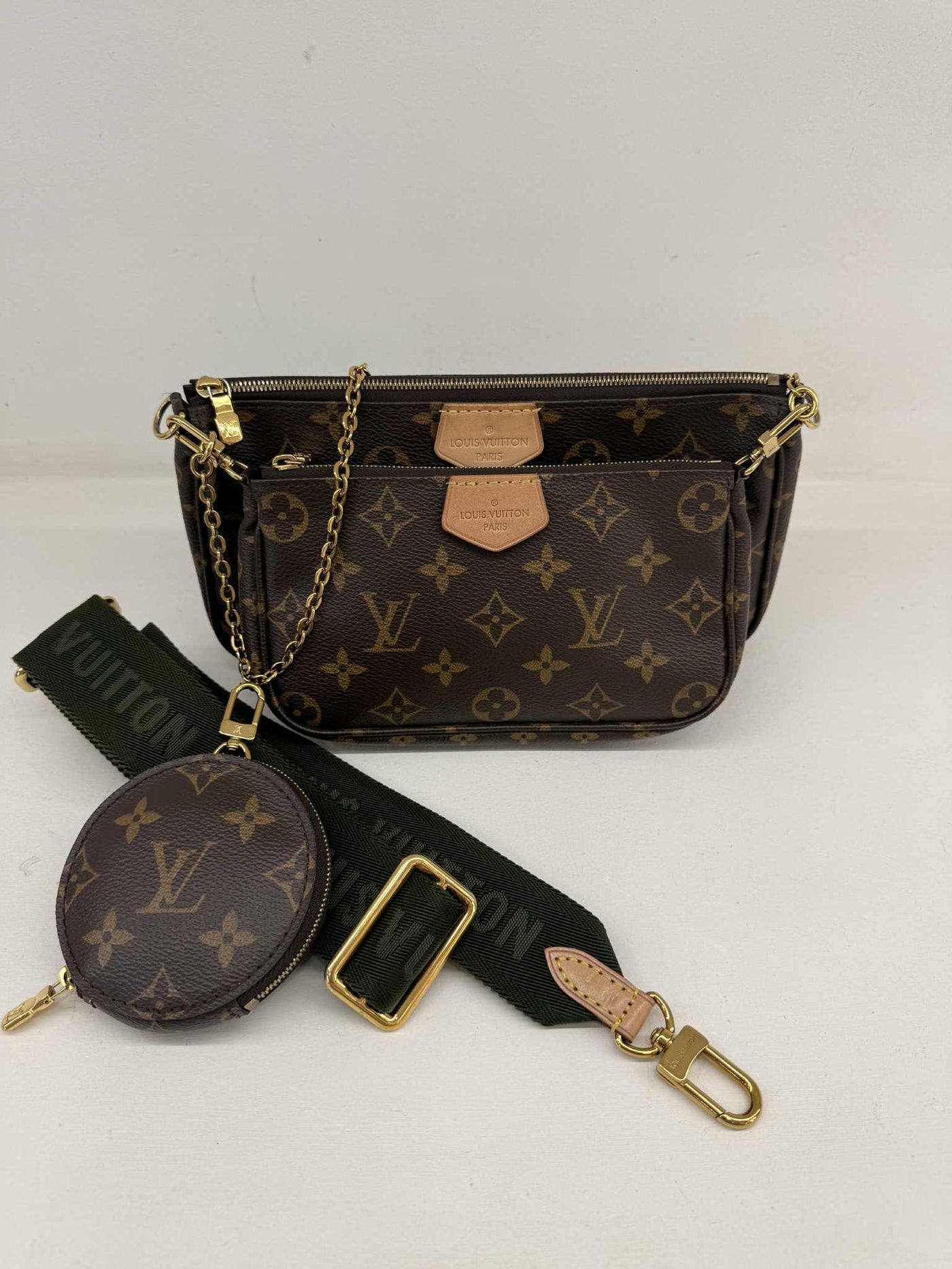 LOUIS VUITTON MULTI POCHETTE ACCESSOIRES V.