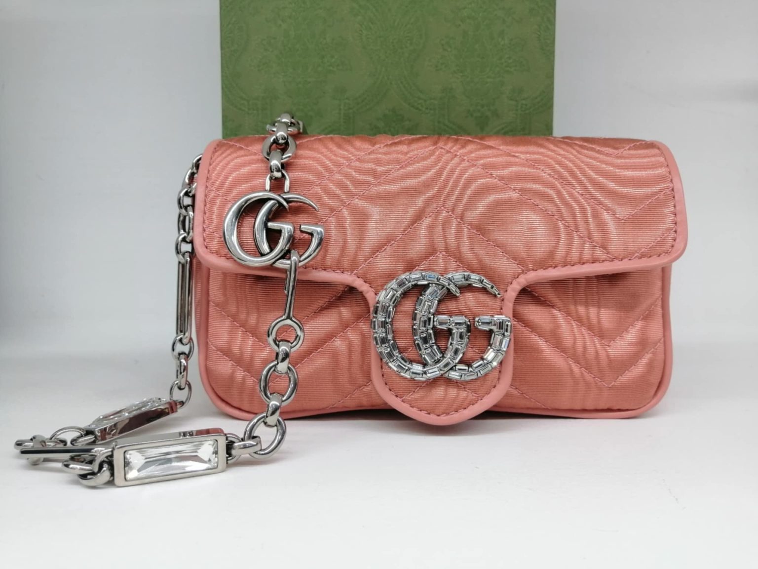 Gucci Crystal mini marmont