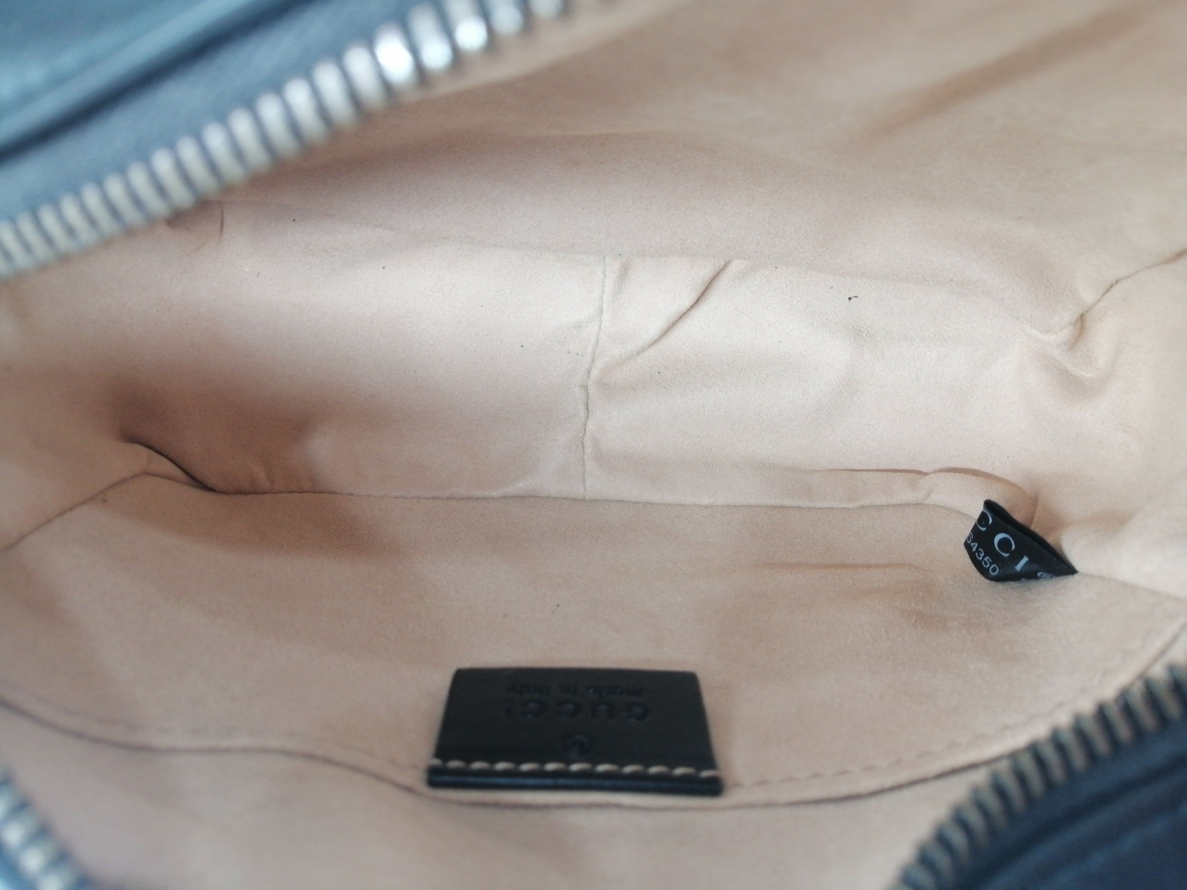 GUCCI MINI CAMERA BAG GG MARMONT