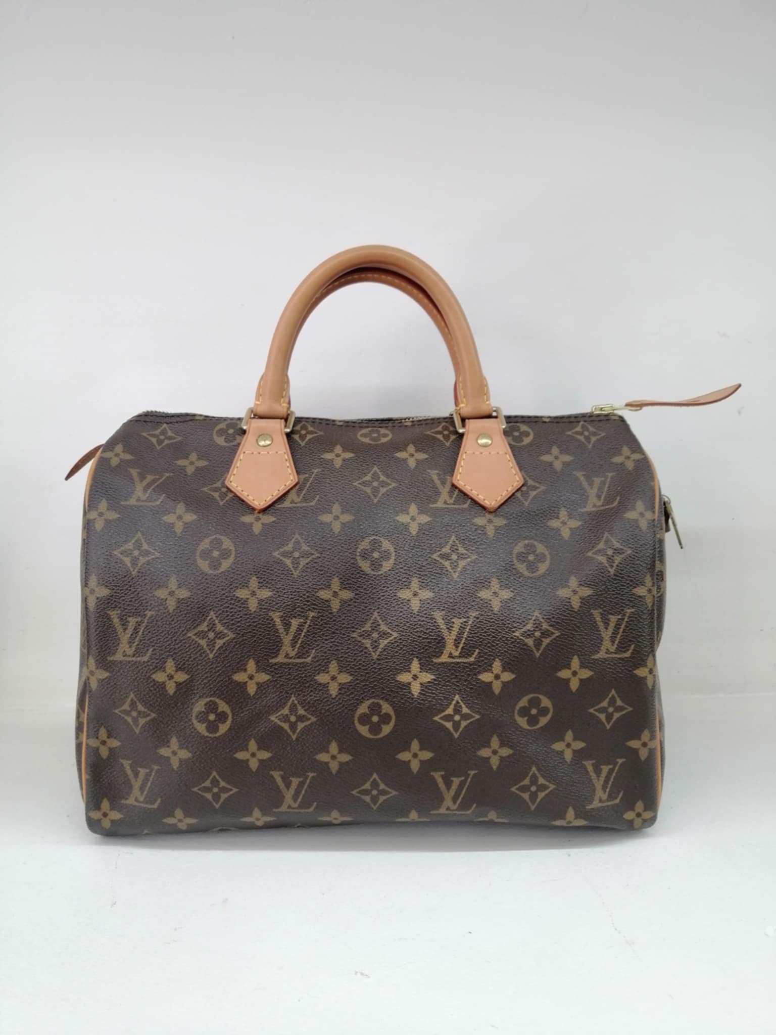Louis Vuitton Speedy 30