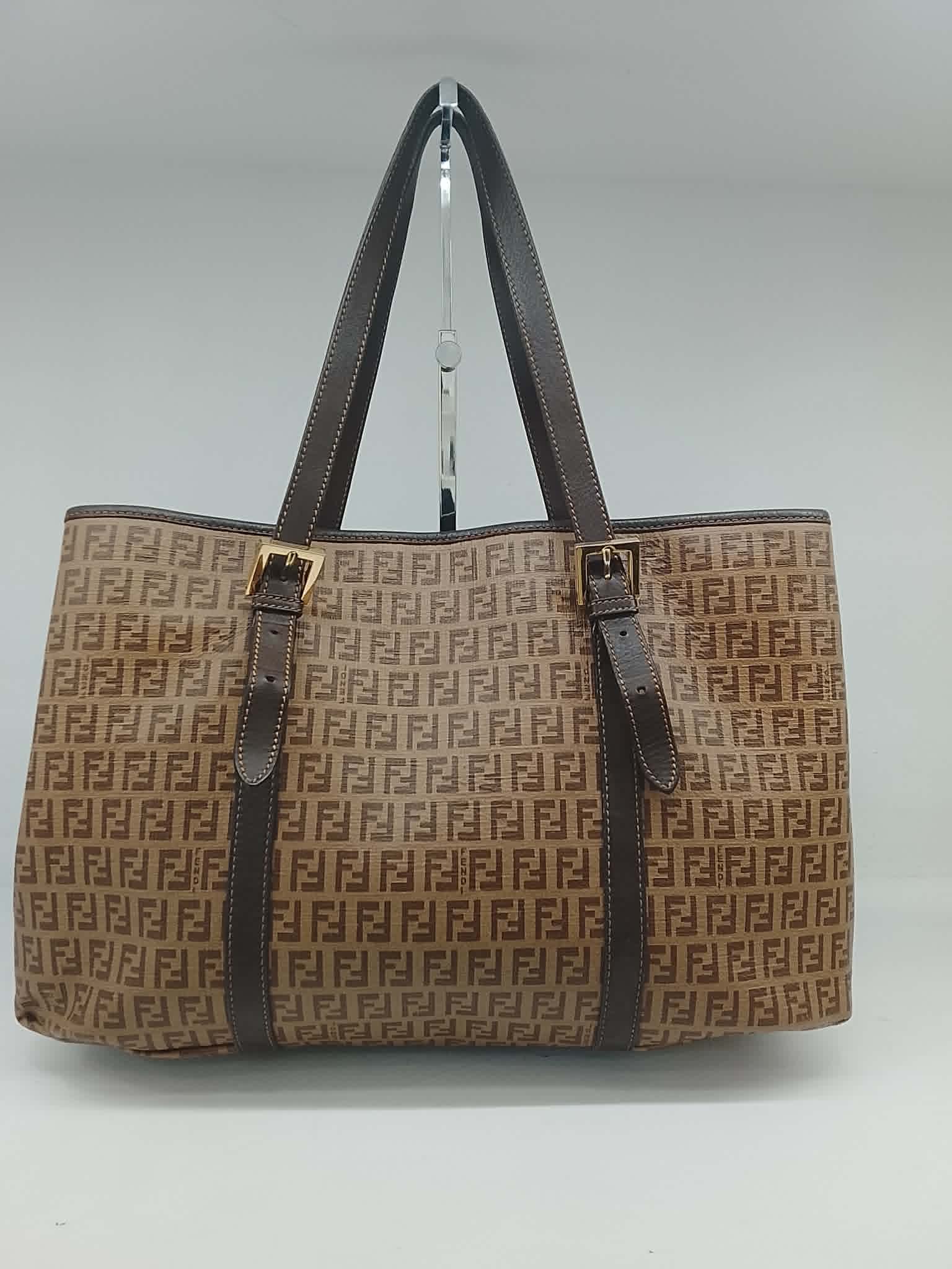 FENDI SHOPPER
