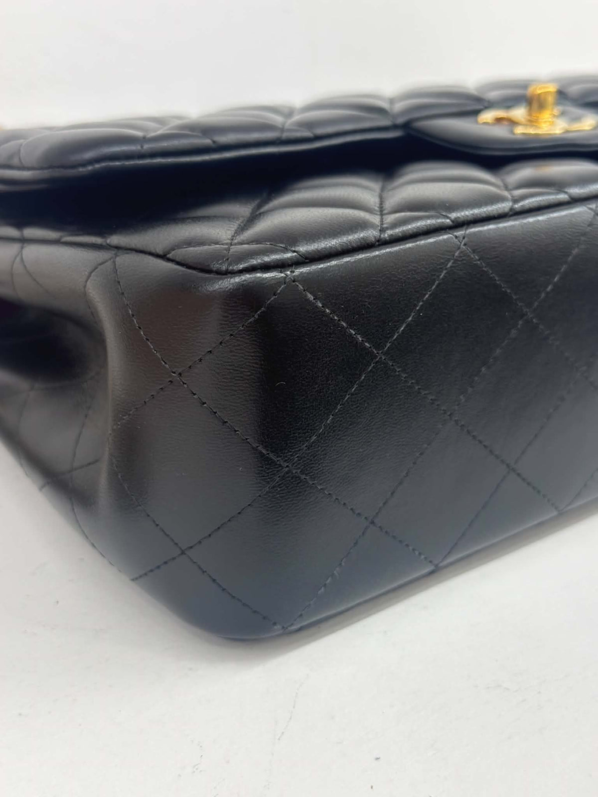 CHANEL TIMELES JUMBO