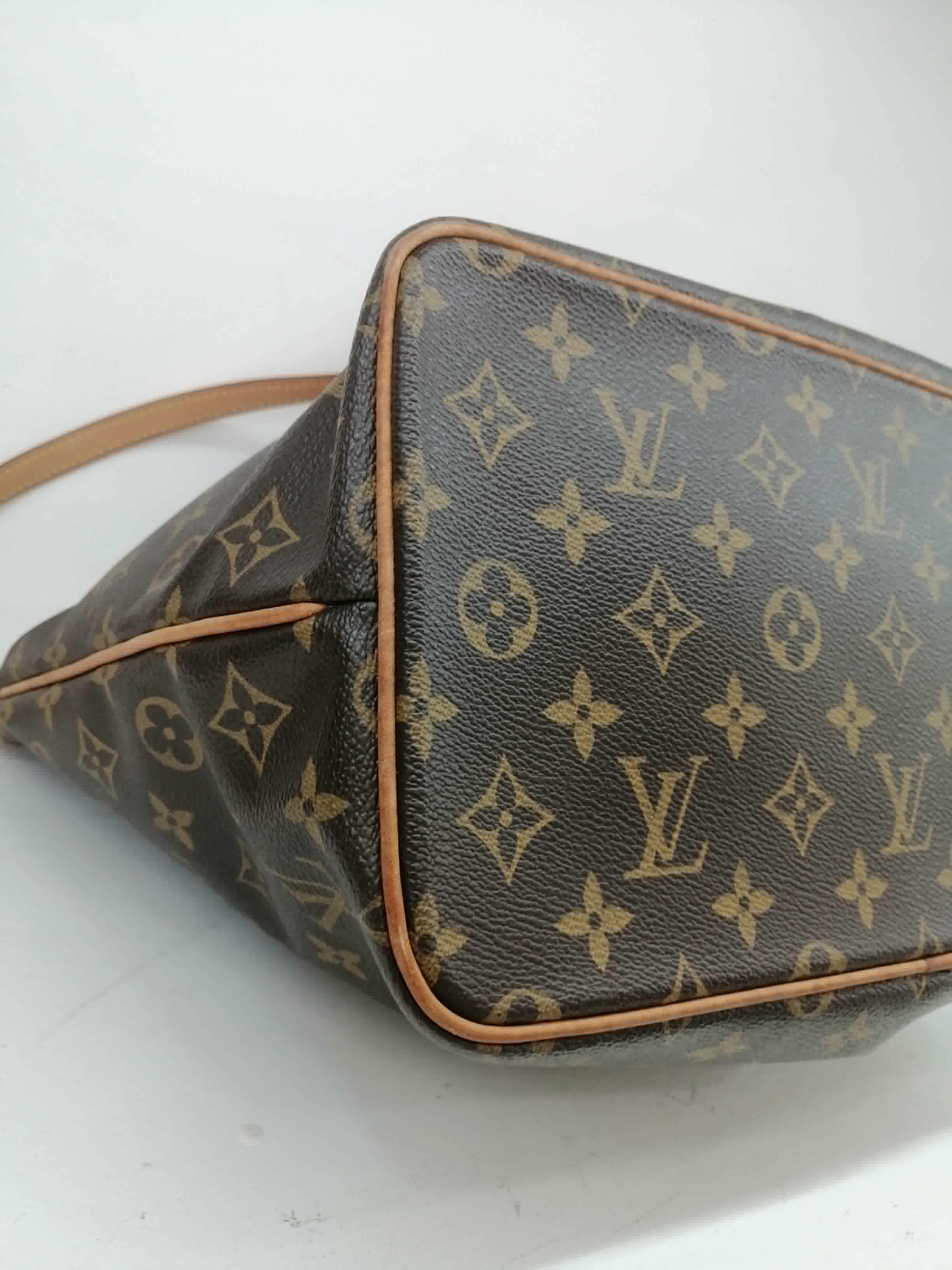 LOUIS VUITTON PALERMO PM