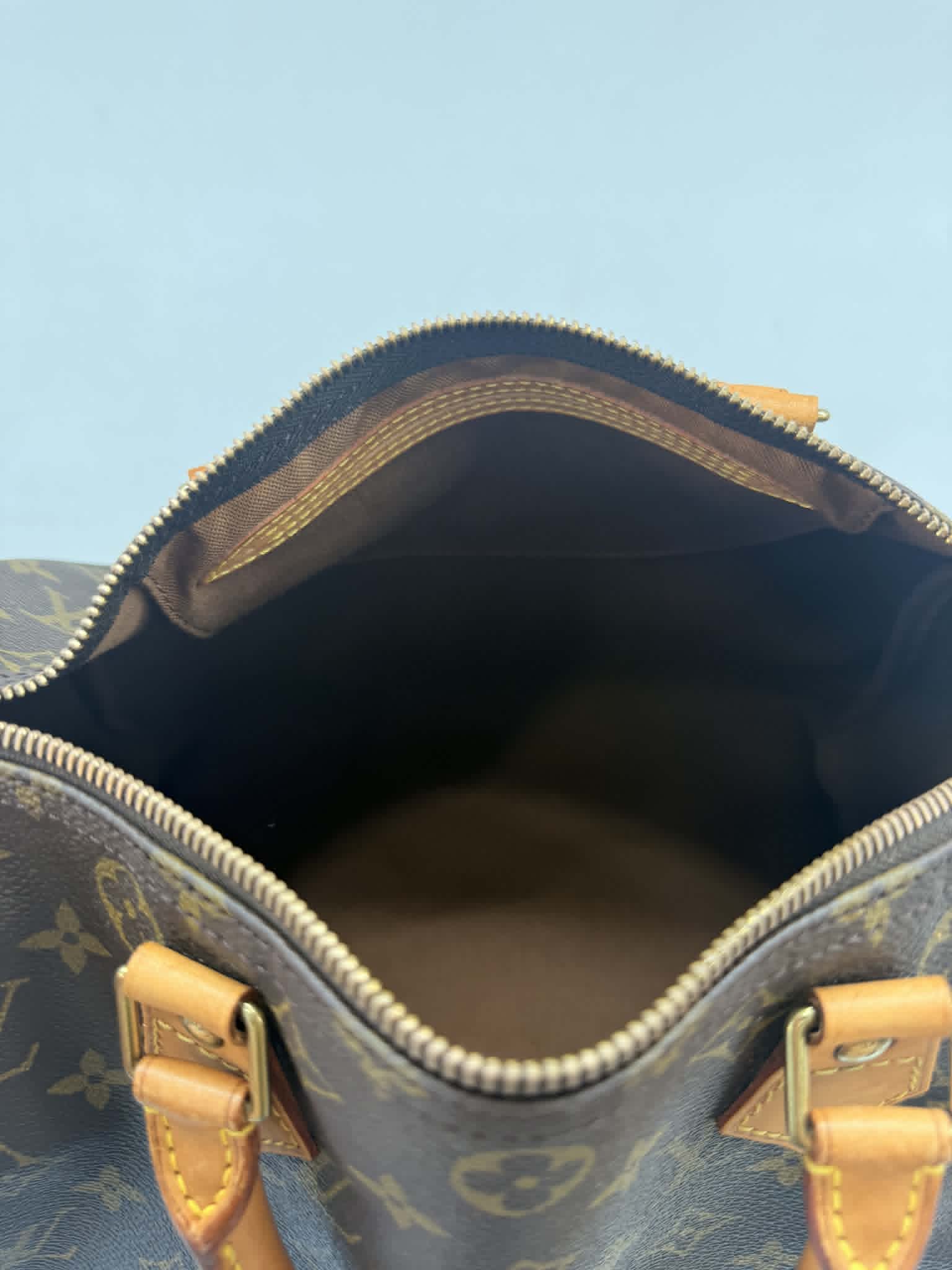 LOUIS VUITTON SPEEDY 30