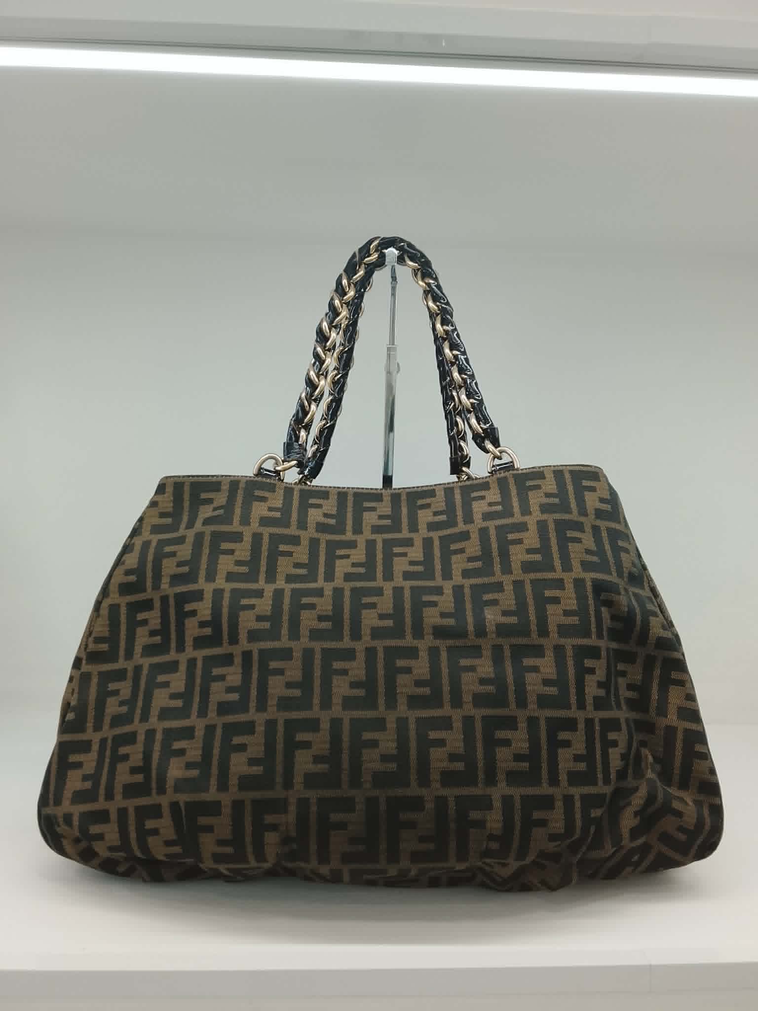 FENDI SHOPPER MIA