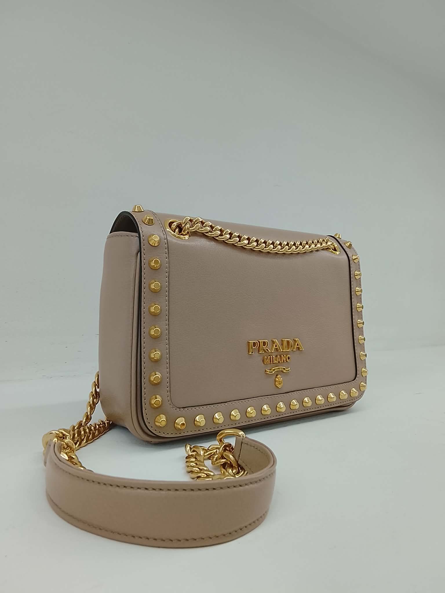 PRADA TRACOLLA.
