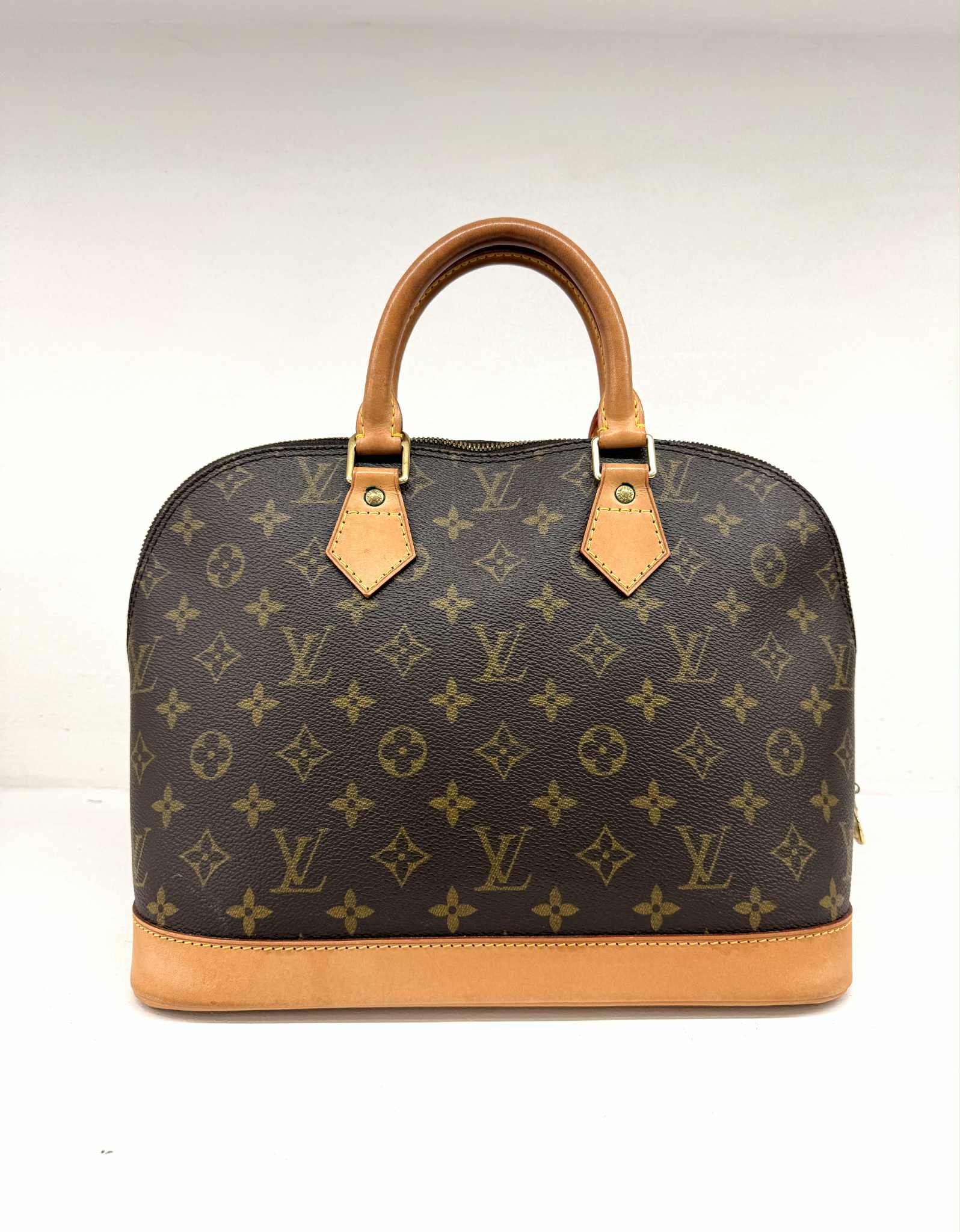 LOUIS VUITTON ALMA
