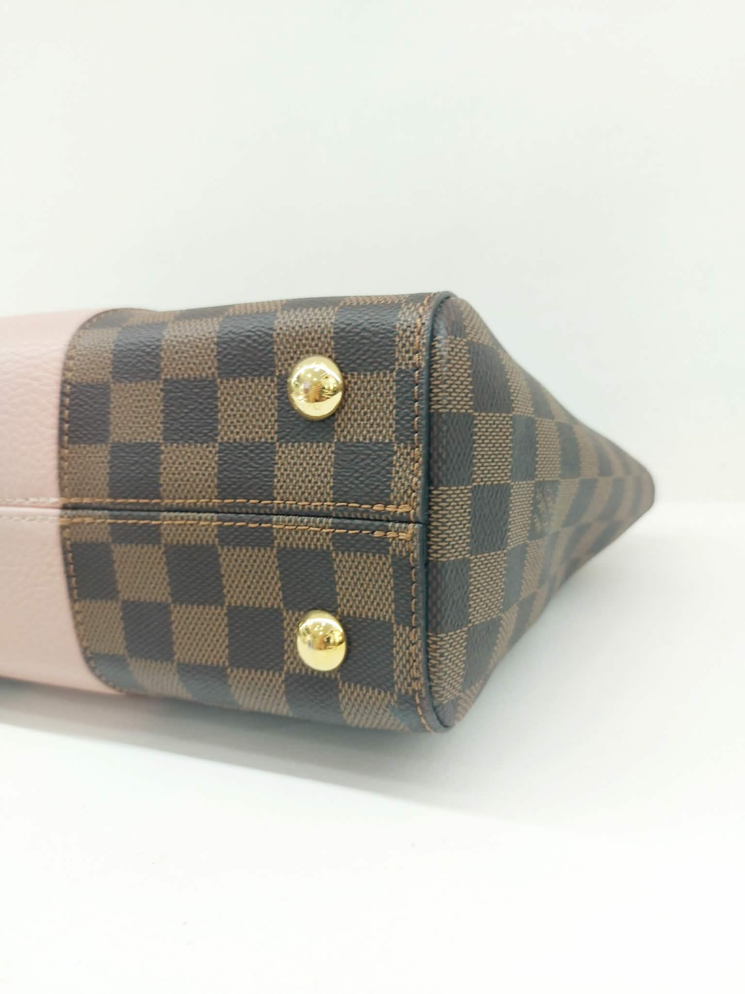 LOUIS VUITTON BOND STREET EBEN