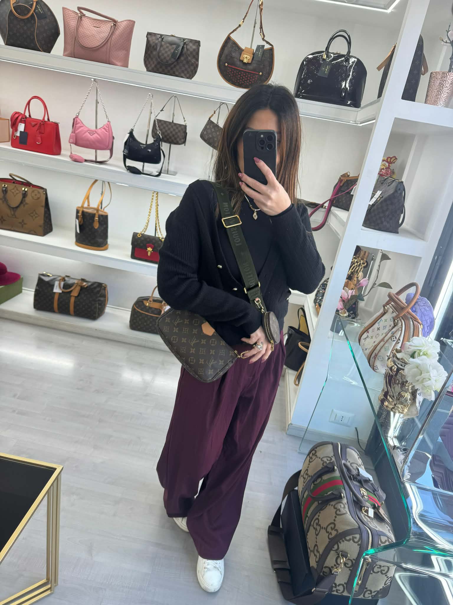 LOUIS VUITTON MULTIPOCHETTE