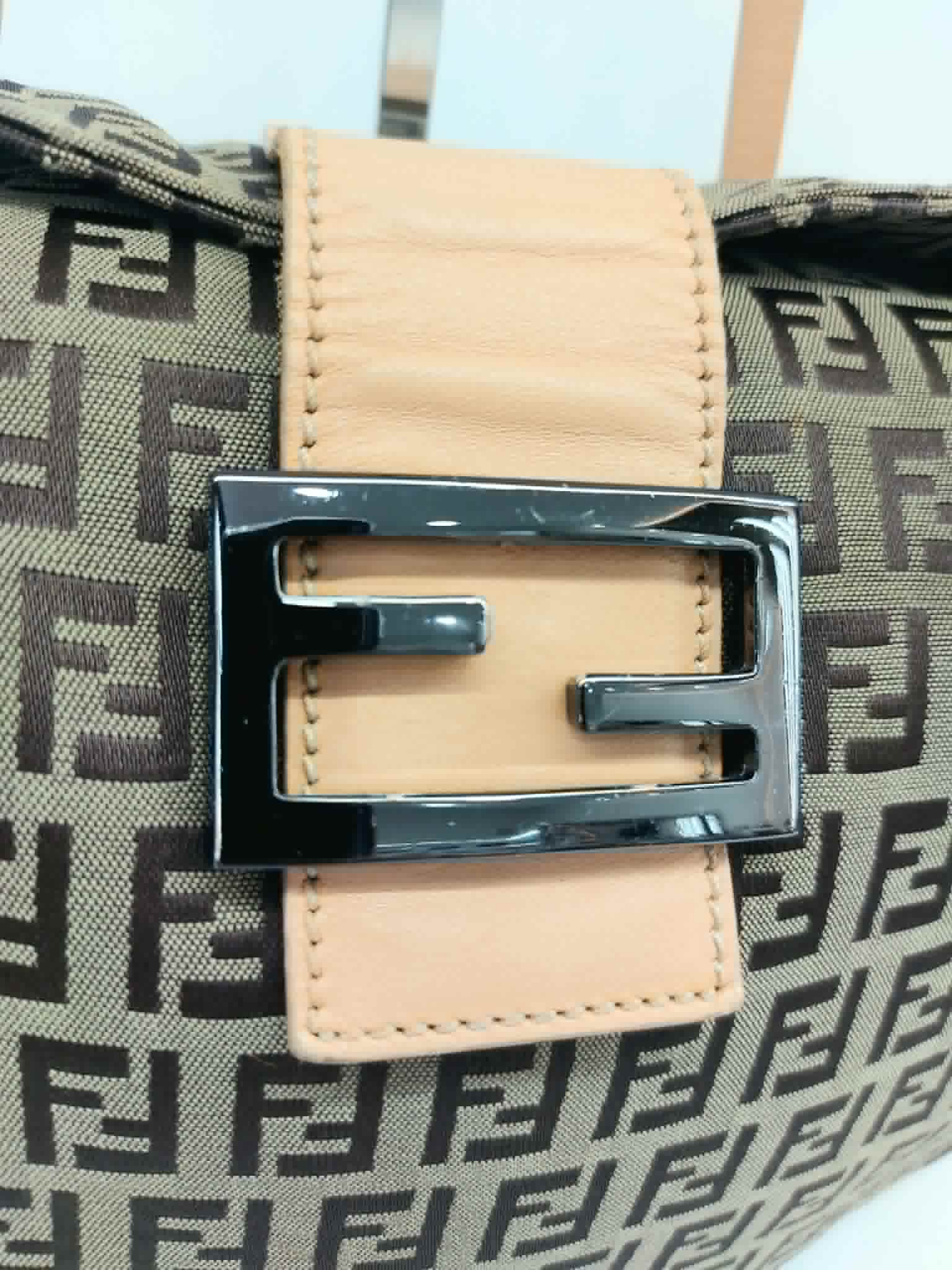 FENDI BAGUETTE ZUCCHINO