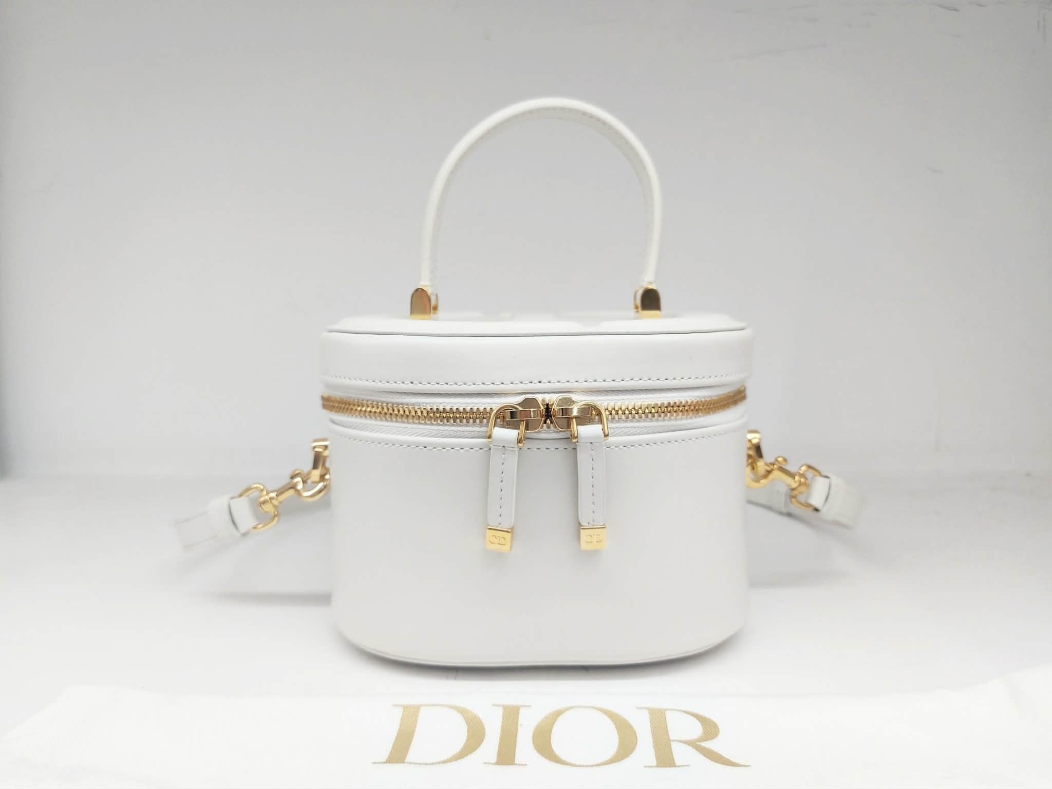 DIOR VANITY
