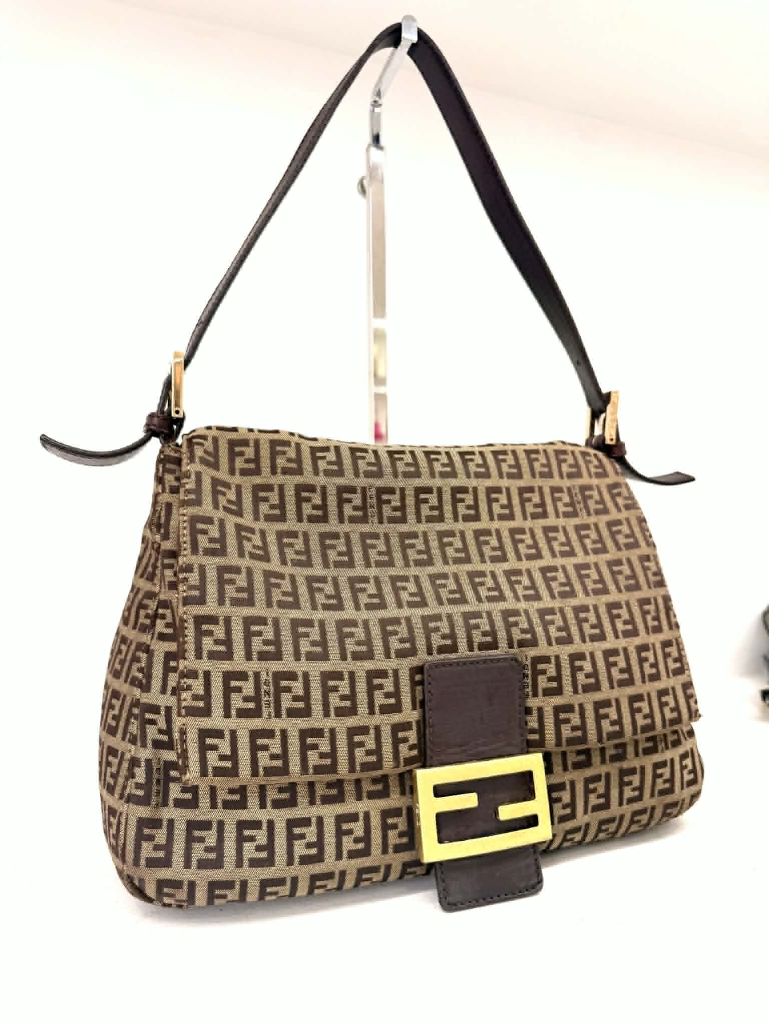 FENDI MAMMA BAGUETTE