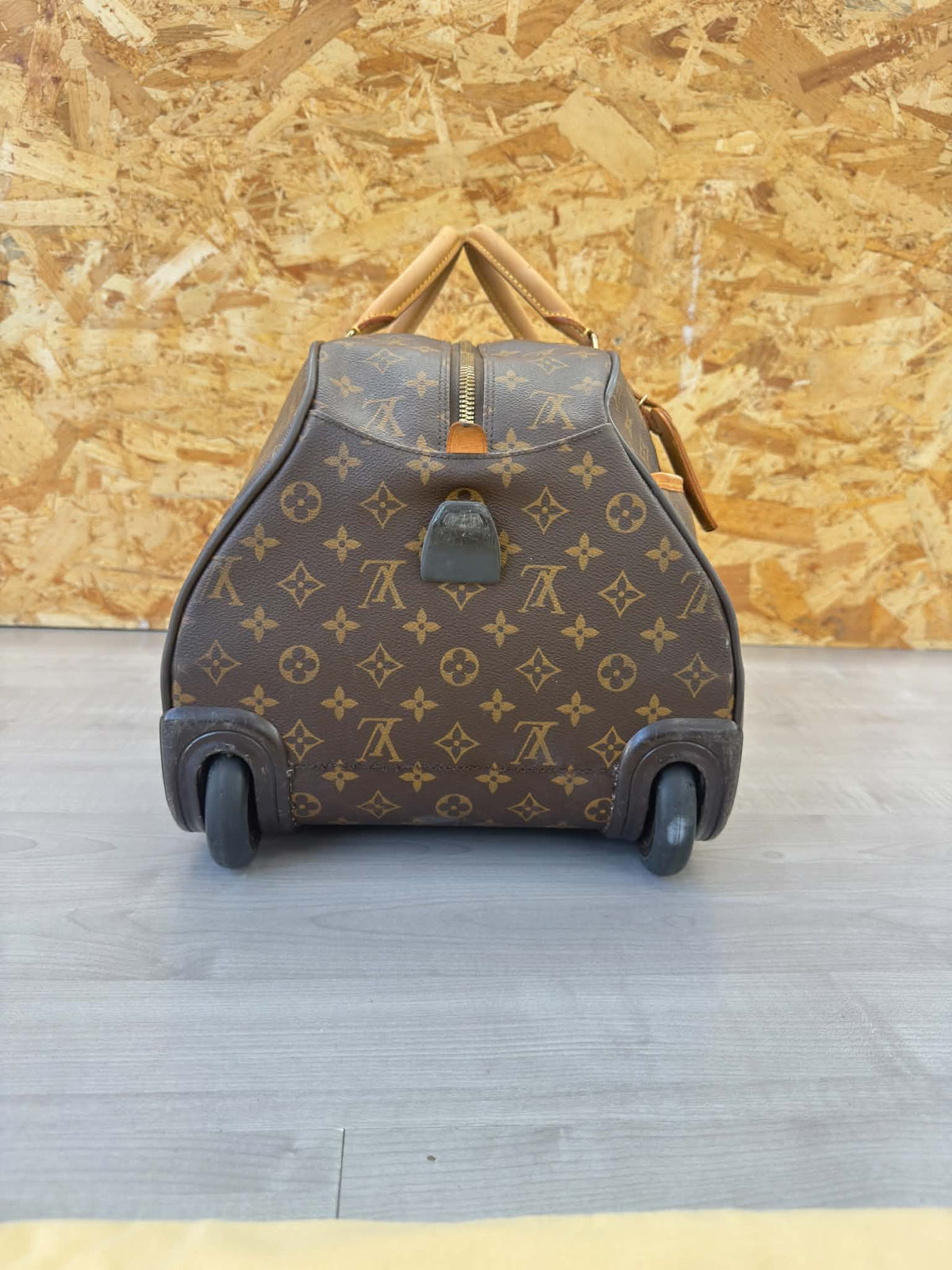 LOUIS VUITTON EOLE  50 TROLLEY