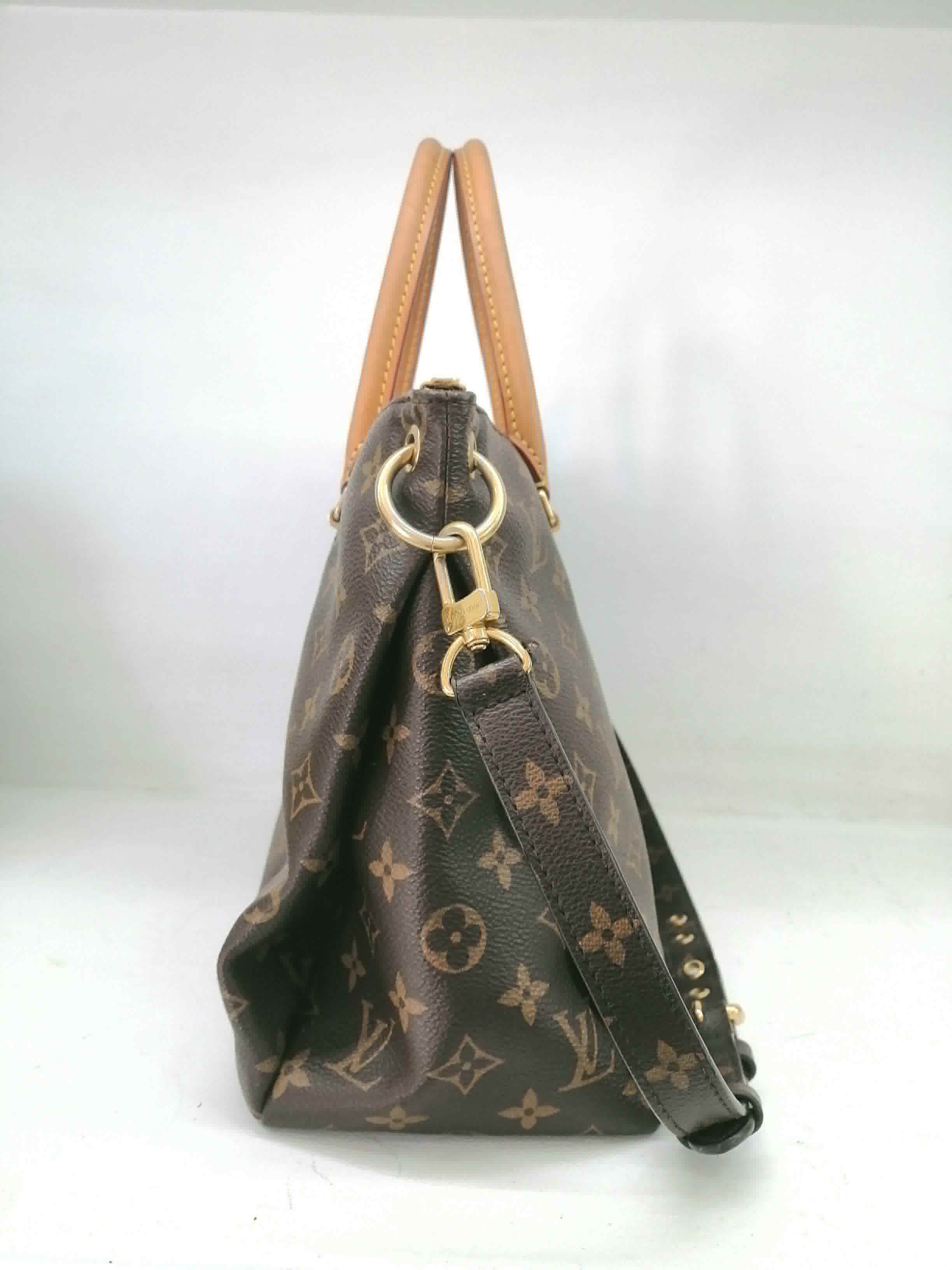 LOUIS VUITTON PALLAS MM