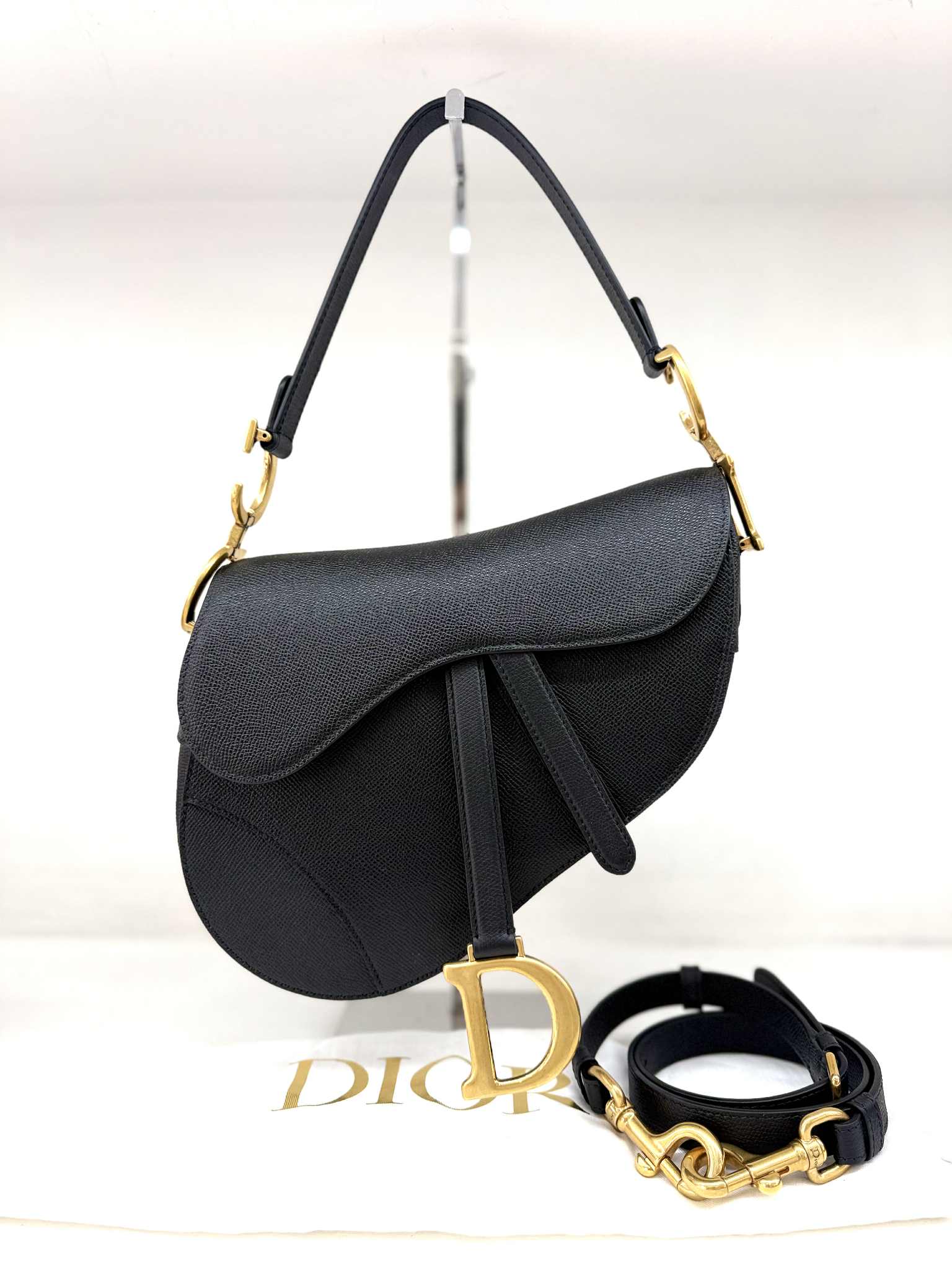 DIOR SADDLE MEDIA