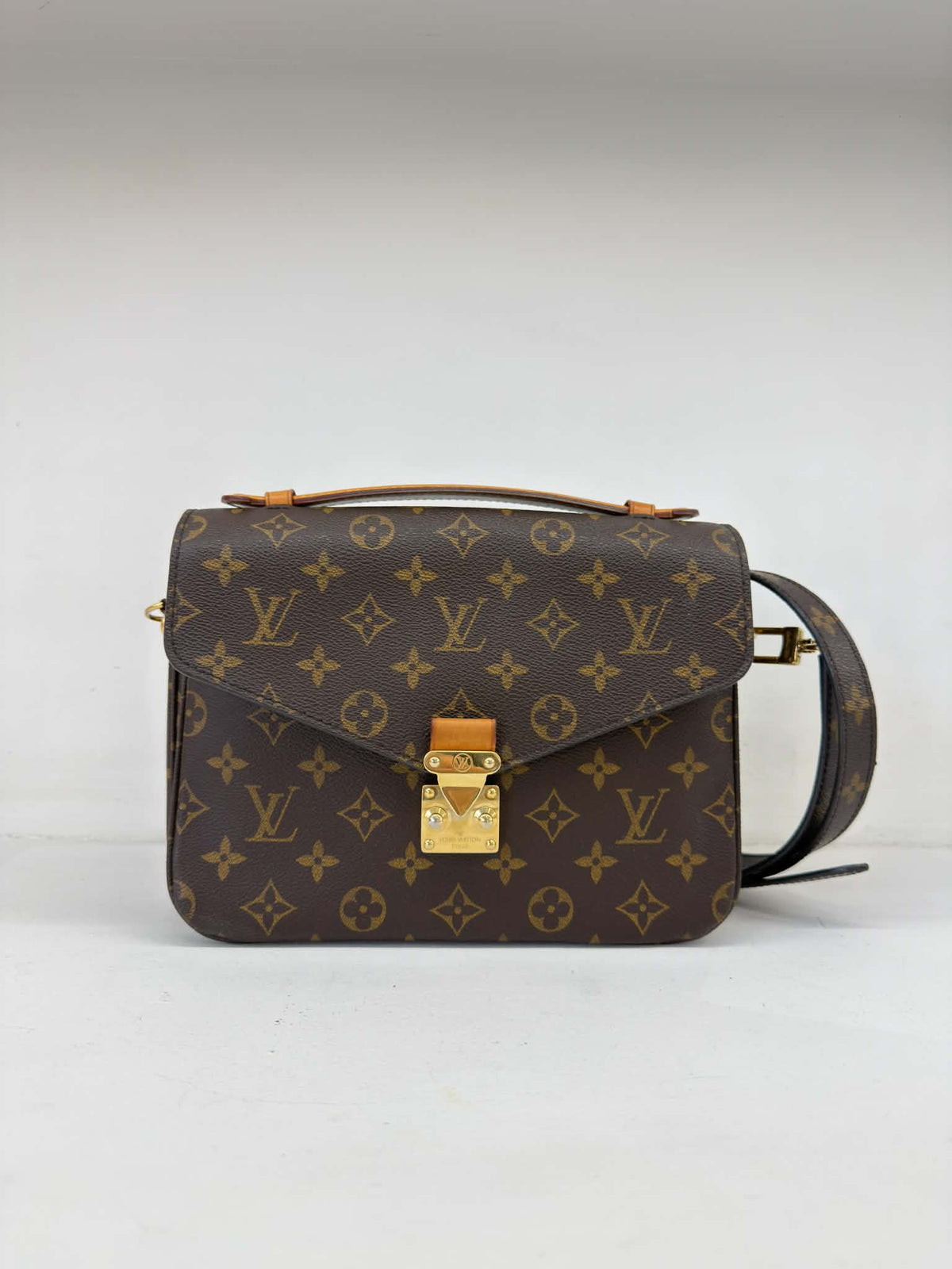 LOUIS VUITTON METIS