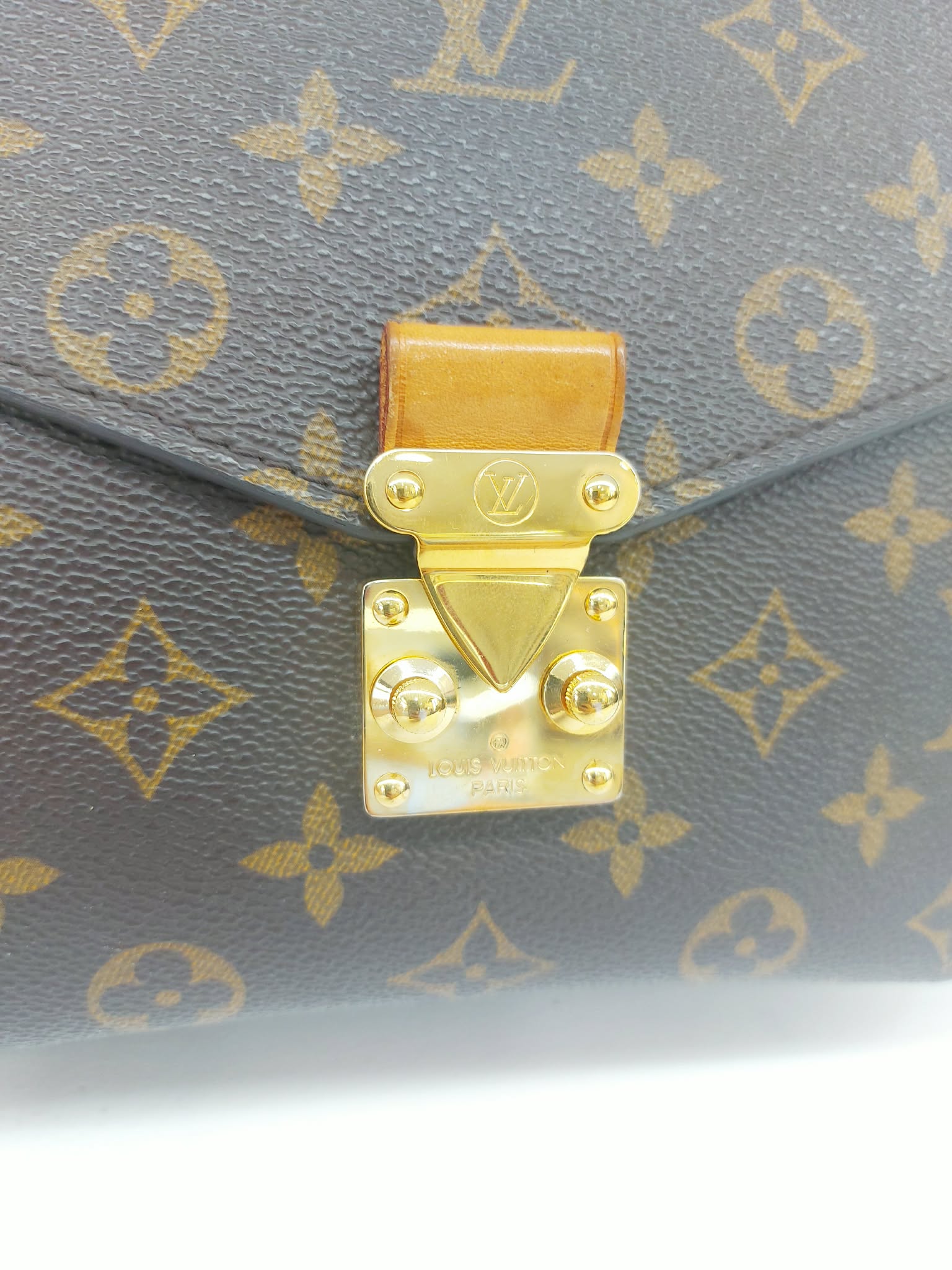 LOUIS VUITTON METIS