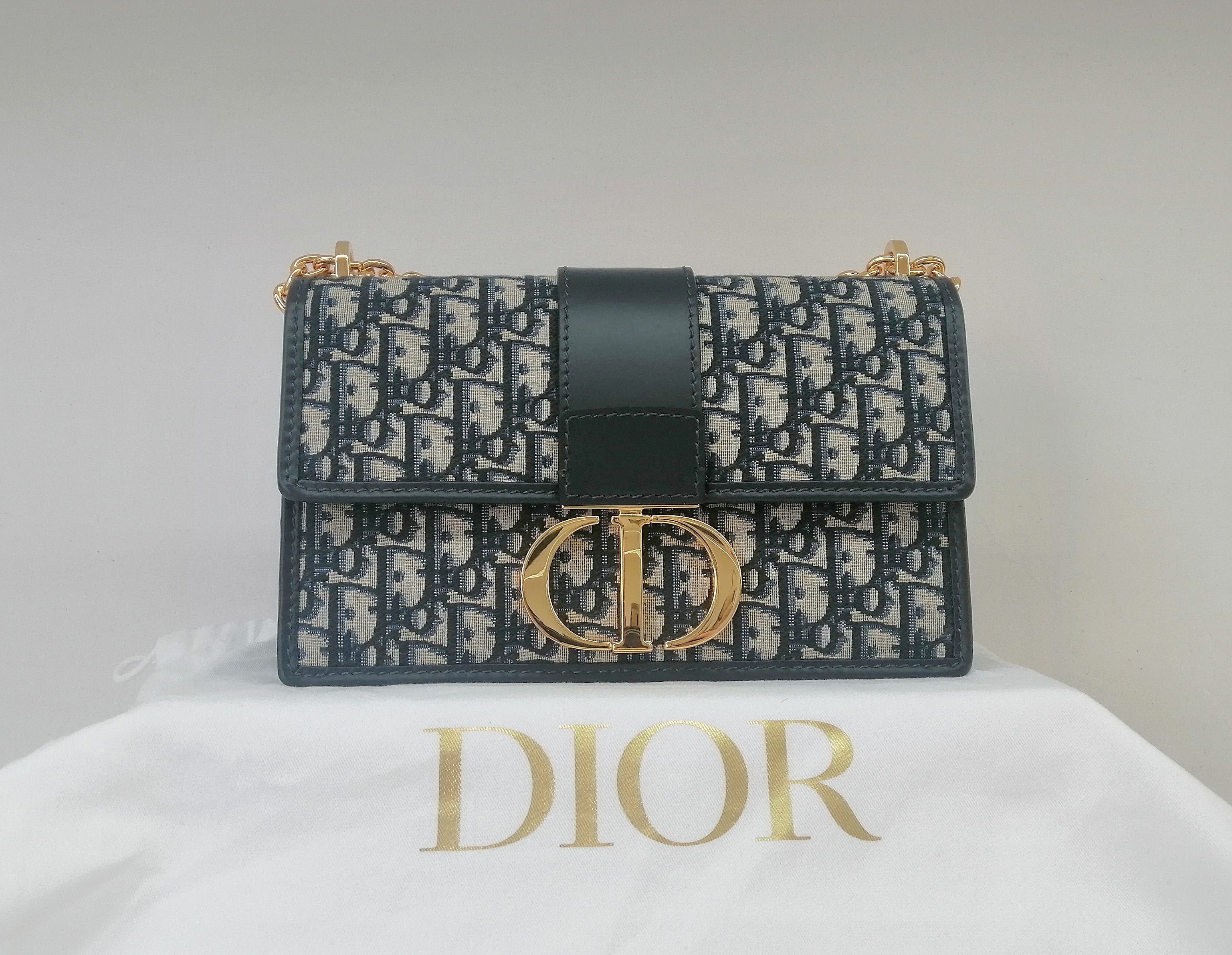 CHRISTIAN DIOR 30 MONTAIGNE