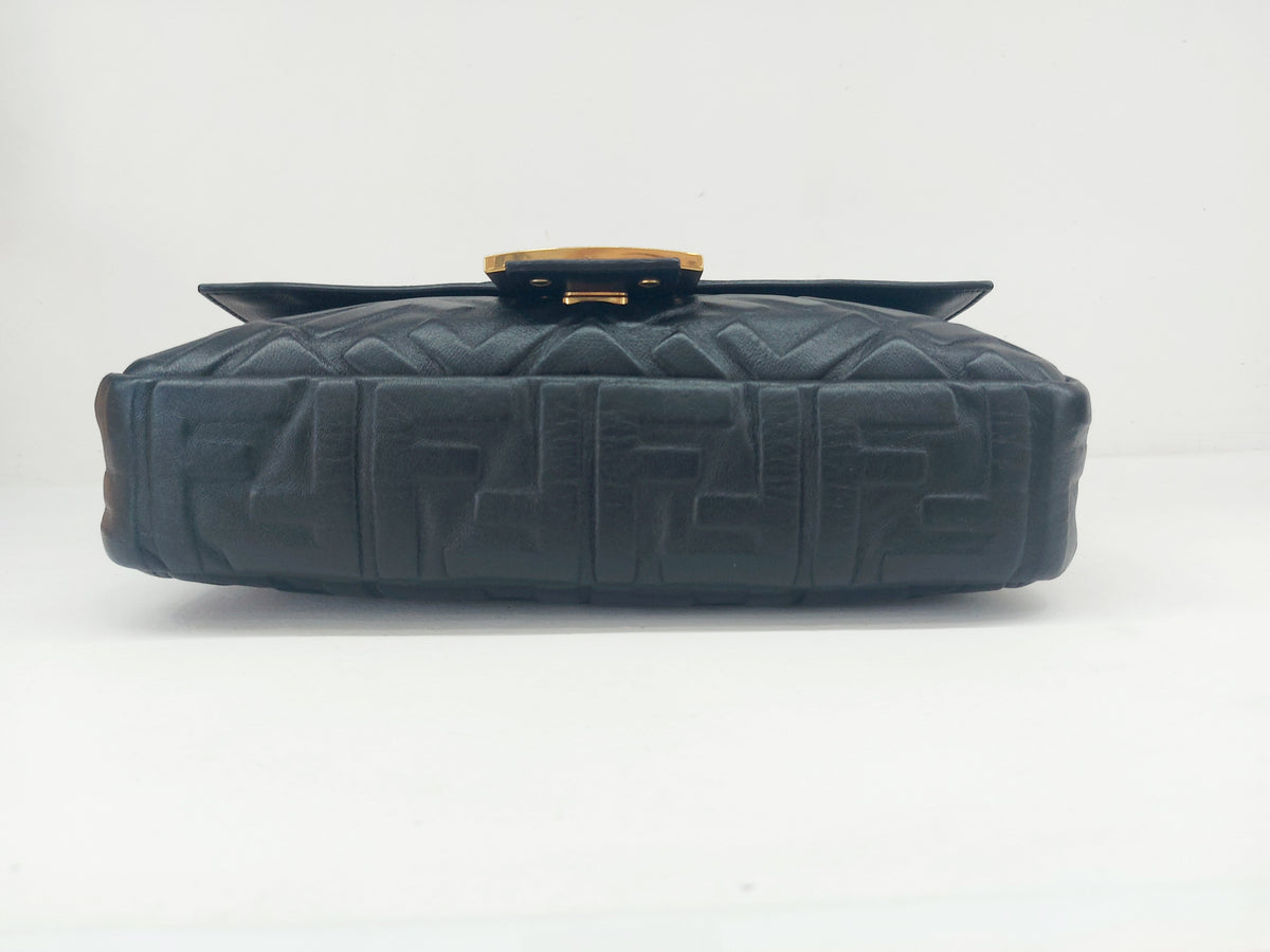 FENDI BAGUETTE MEDIA
