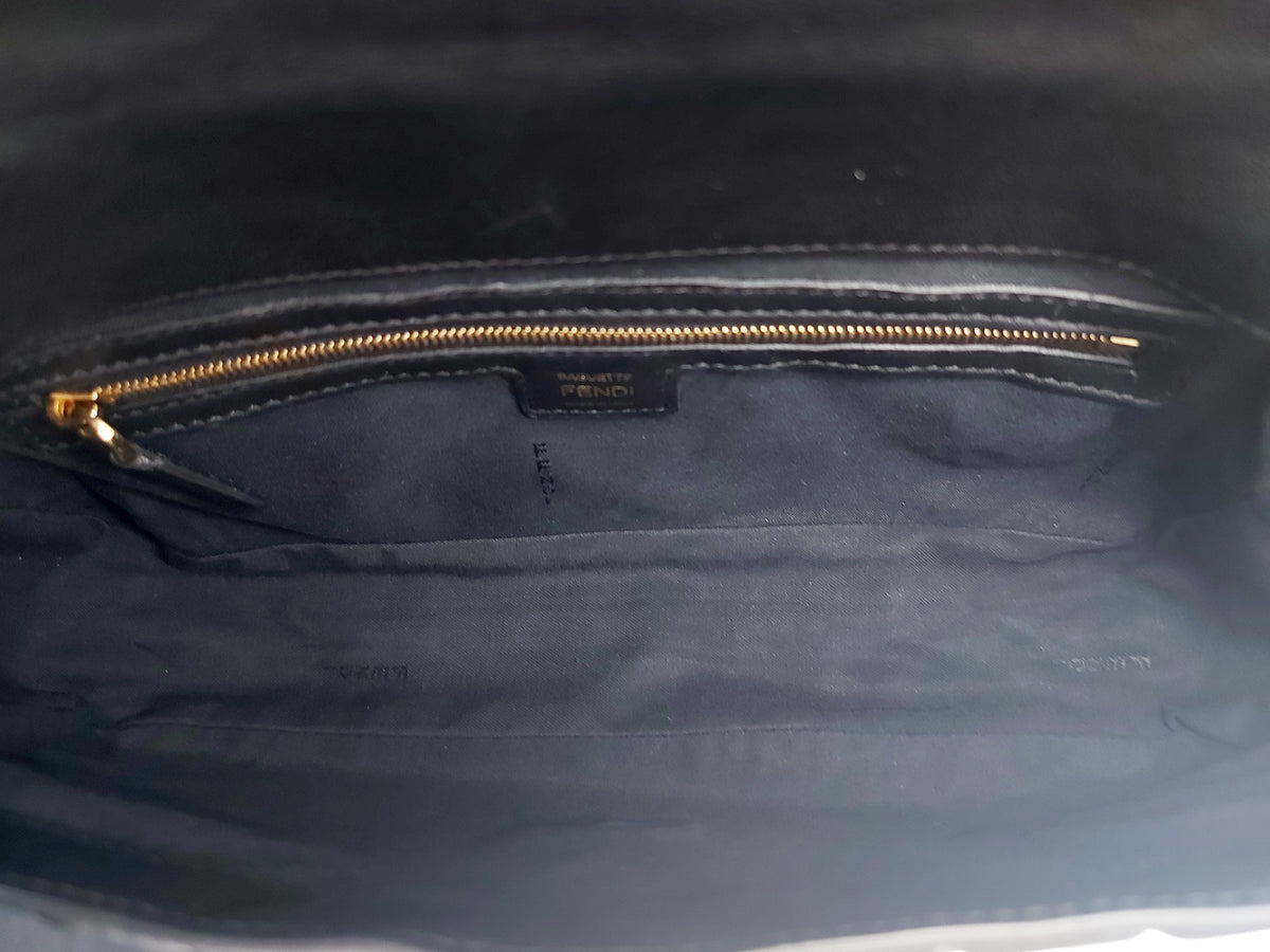 FENDI BAGUETTE MEDIA