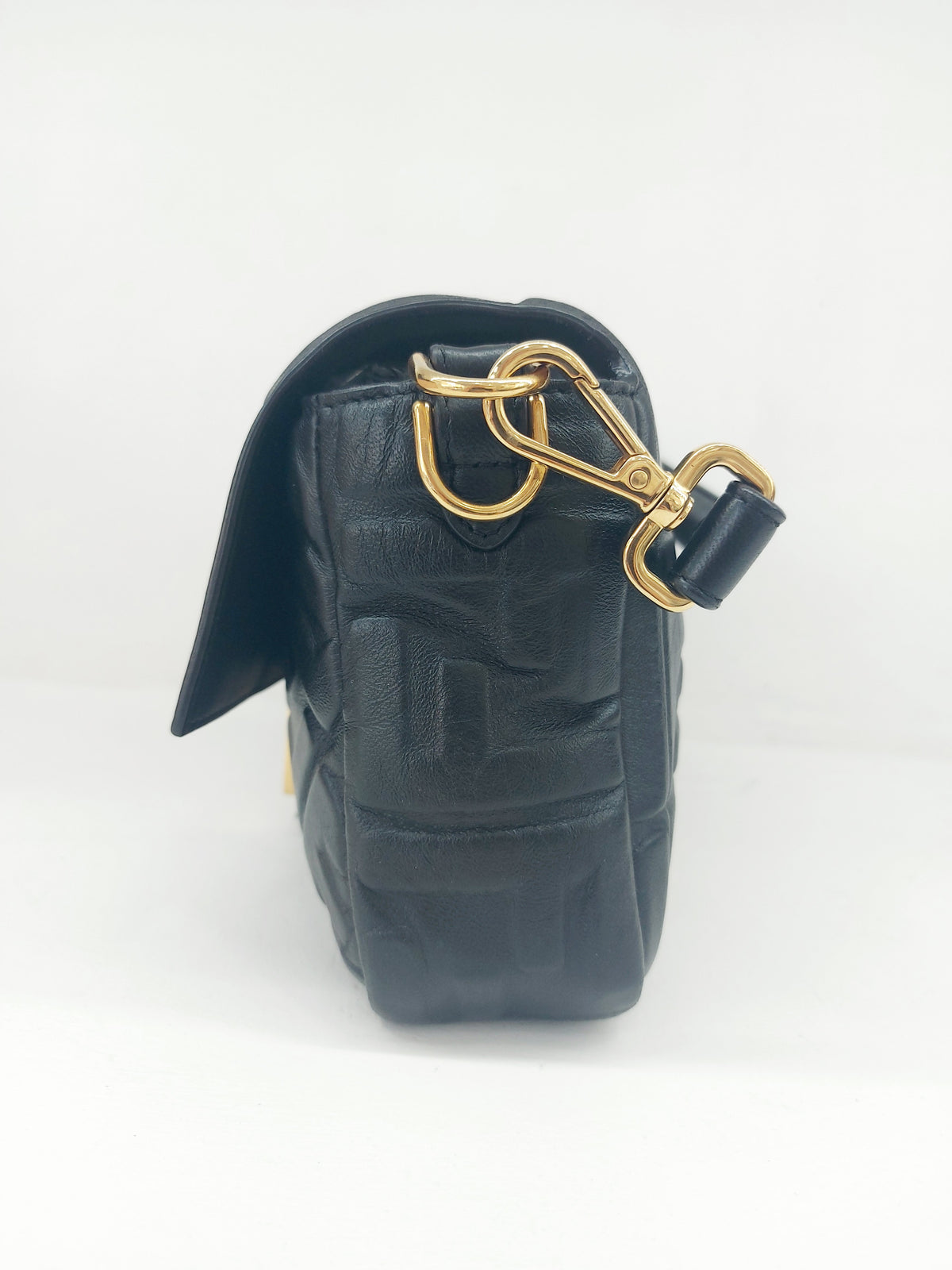 FENDI BAGUETTE MEDIA