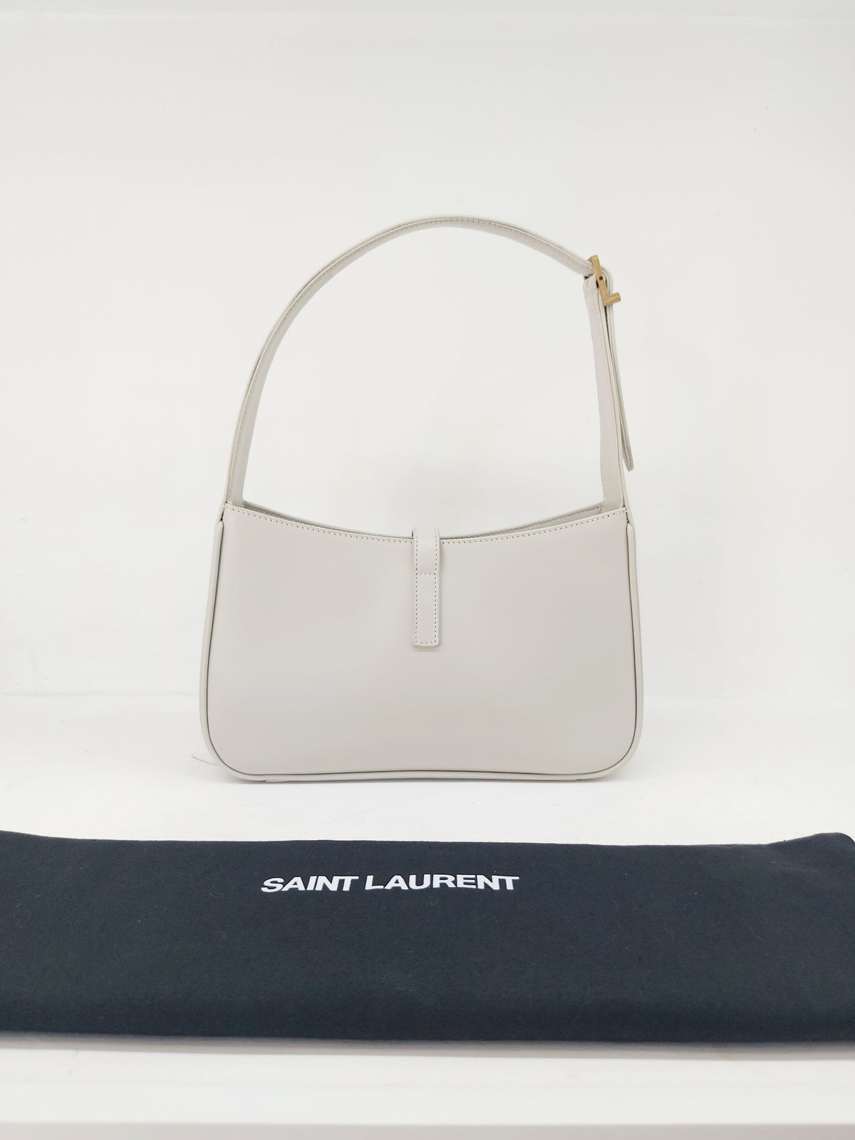 YSL LE À 7