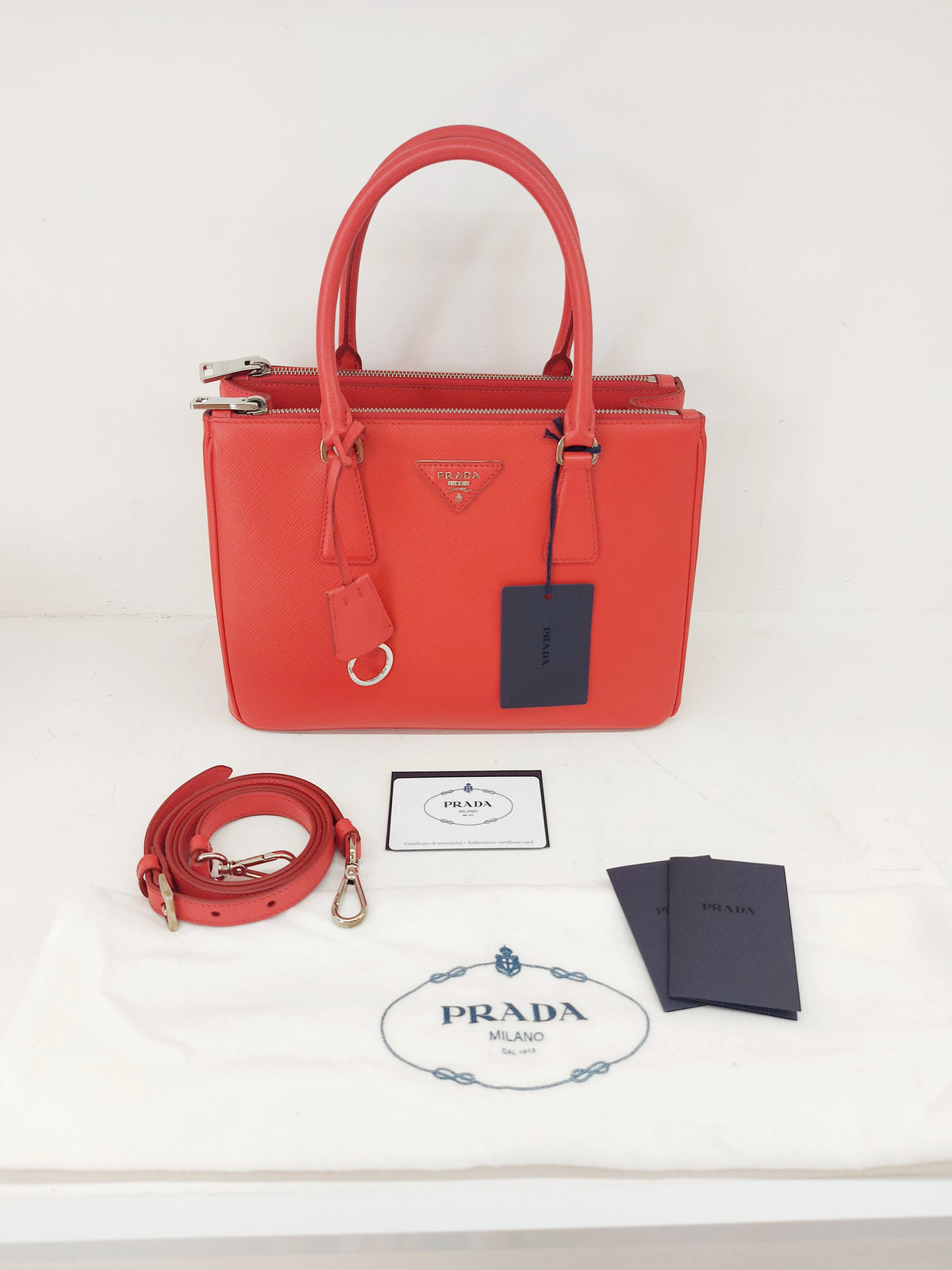 PRADA GALLERIA MEDIUM