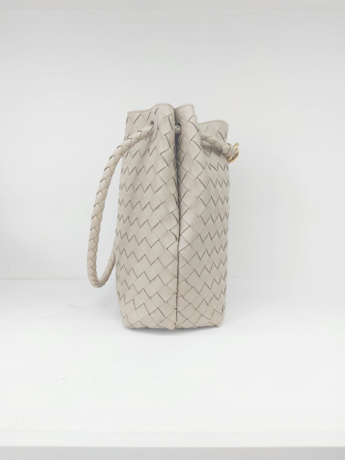 BOTTEGA VENETA ANDIAMO BUCKET