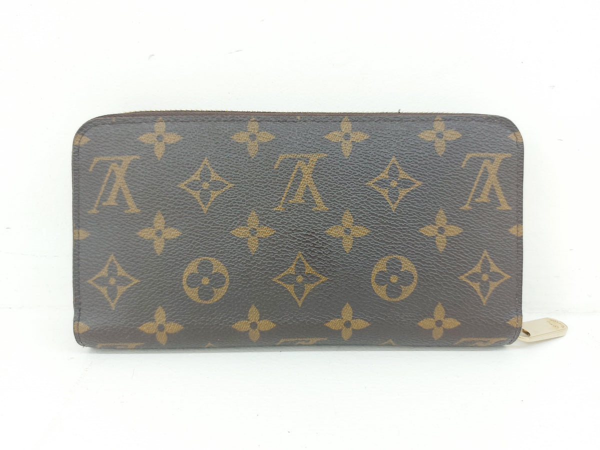 LOUIS VUITTON ZIPPY