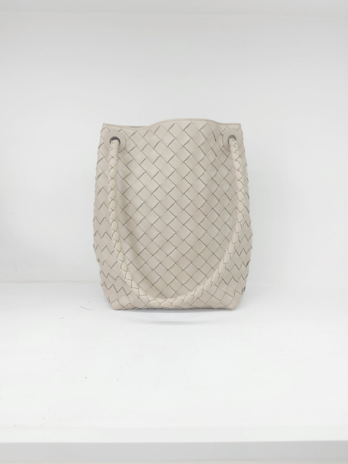 BOTTEGA VENETA ANDIAMO BUCKET
