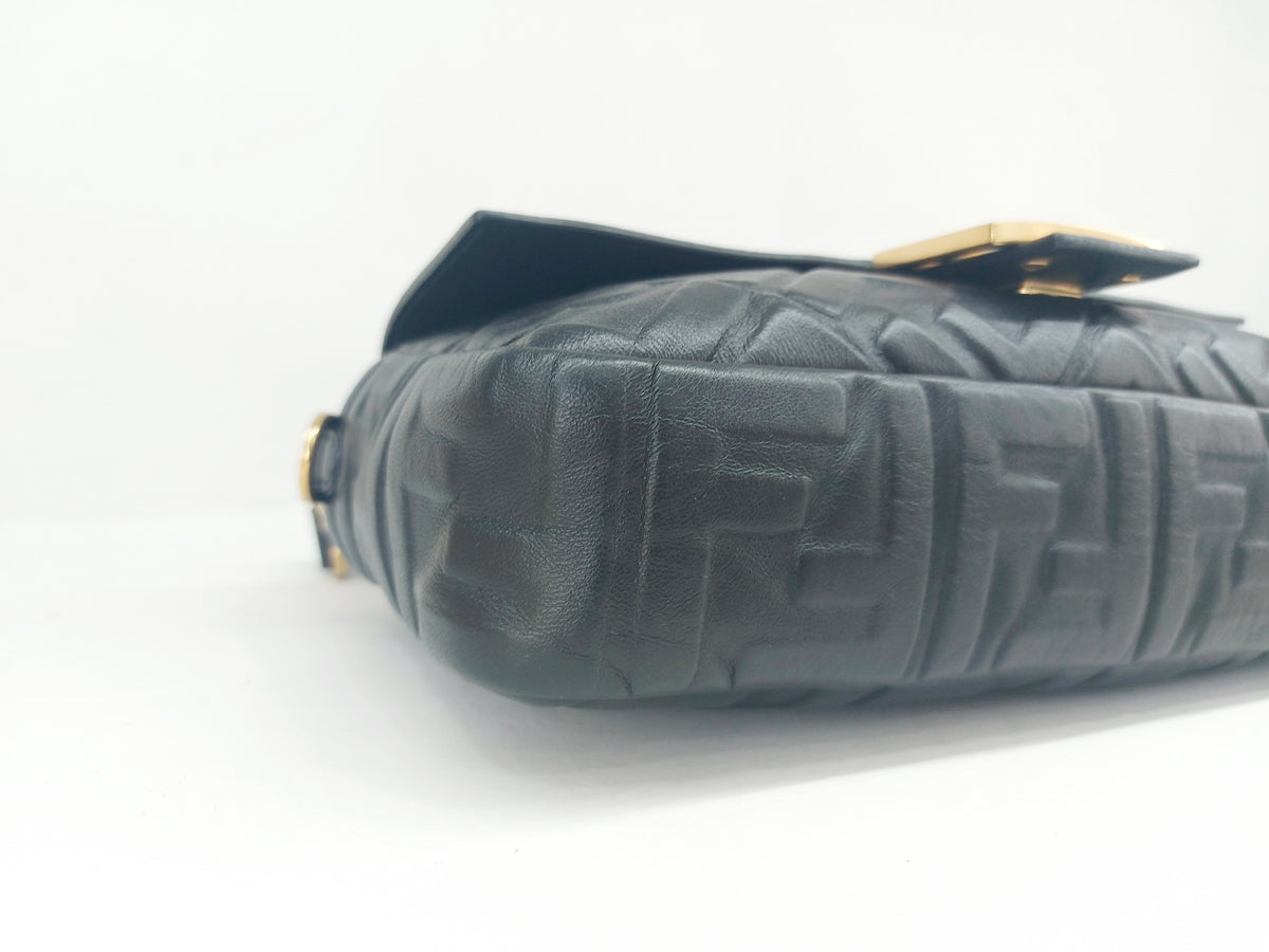 FENDI BAGUETTE MEDIA
