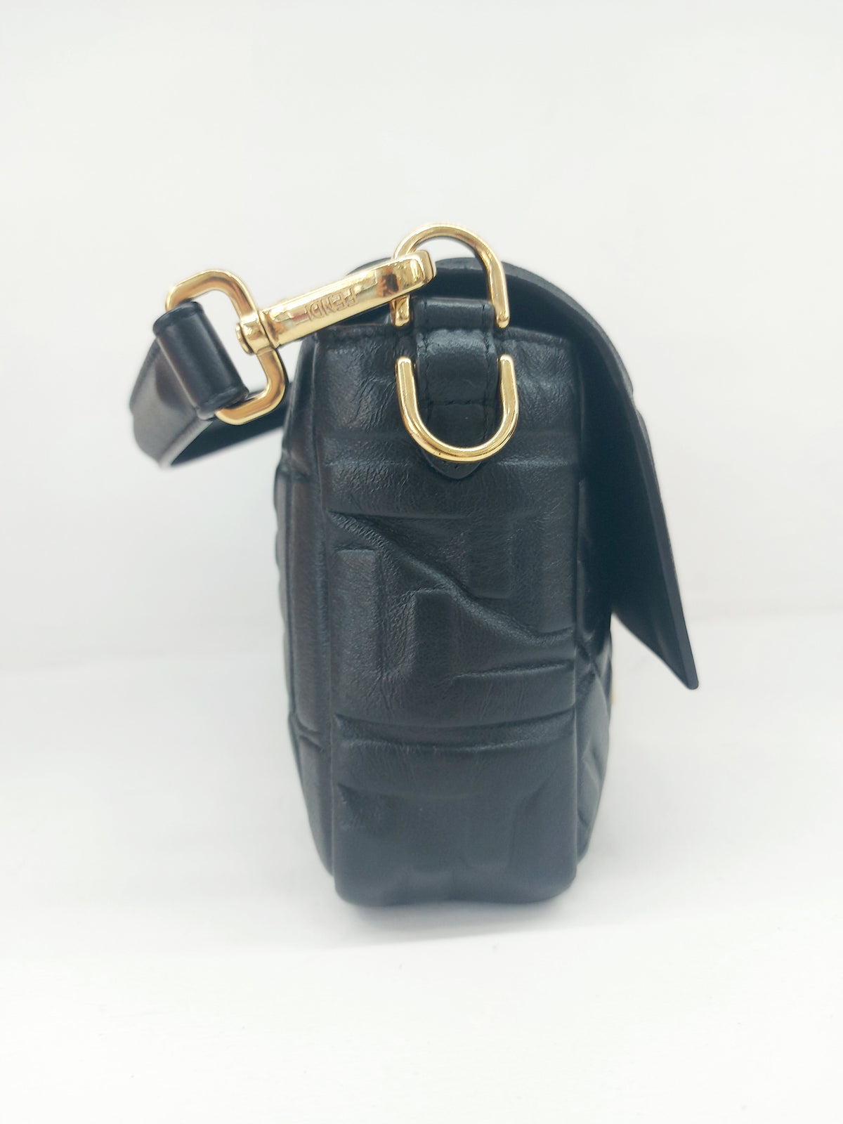 FENDI BAGUETTE MEDIA