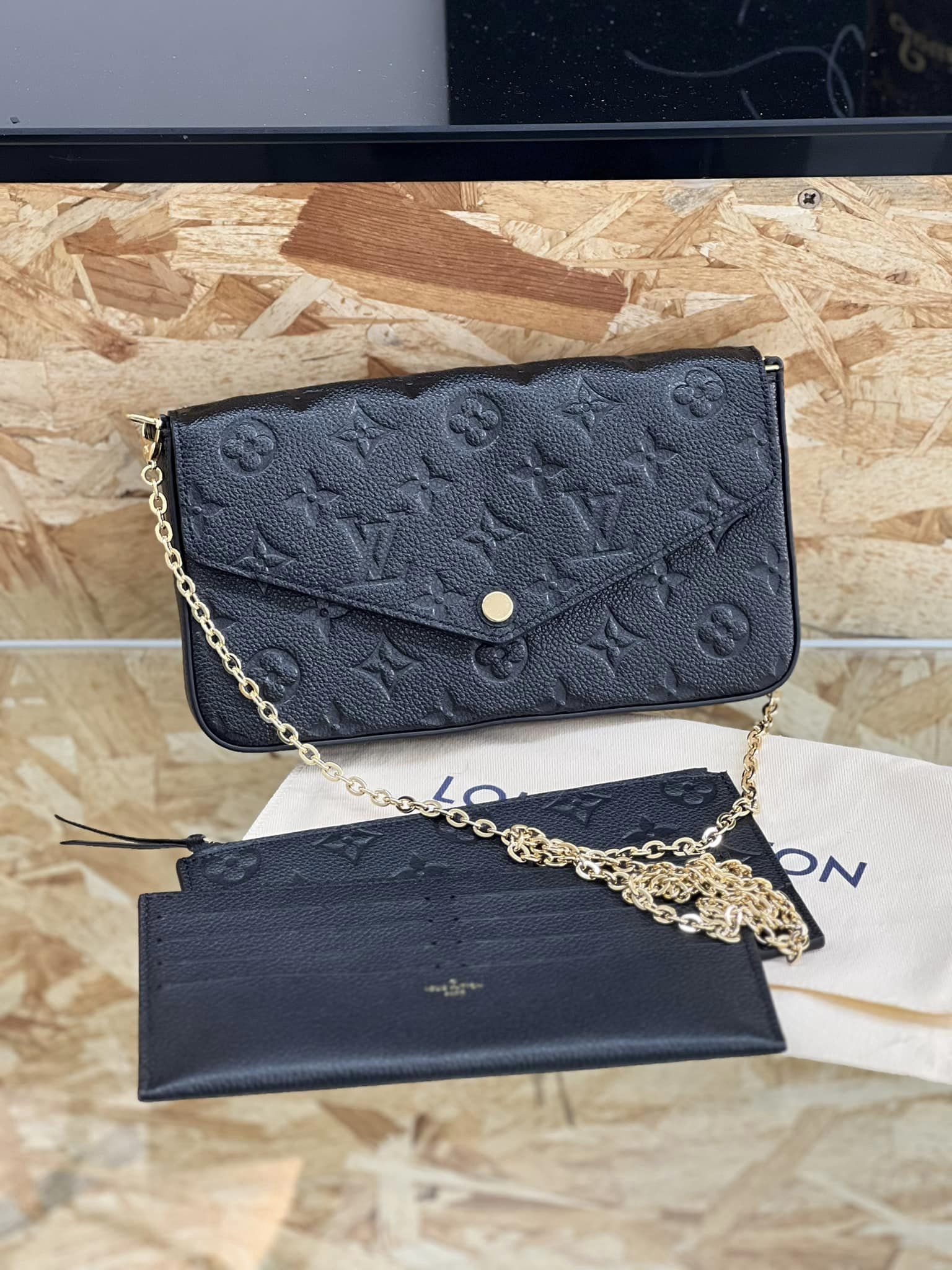 pochette felicie louis vuitton usata